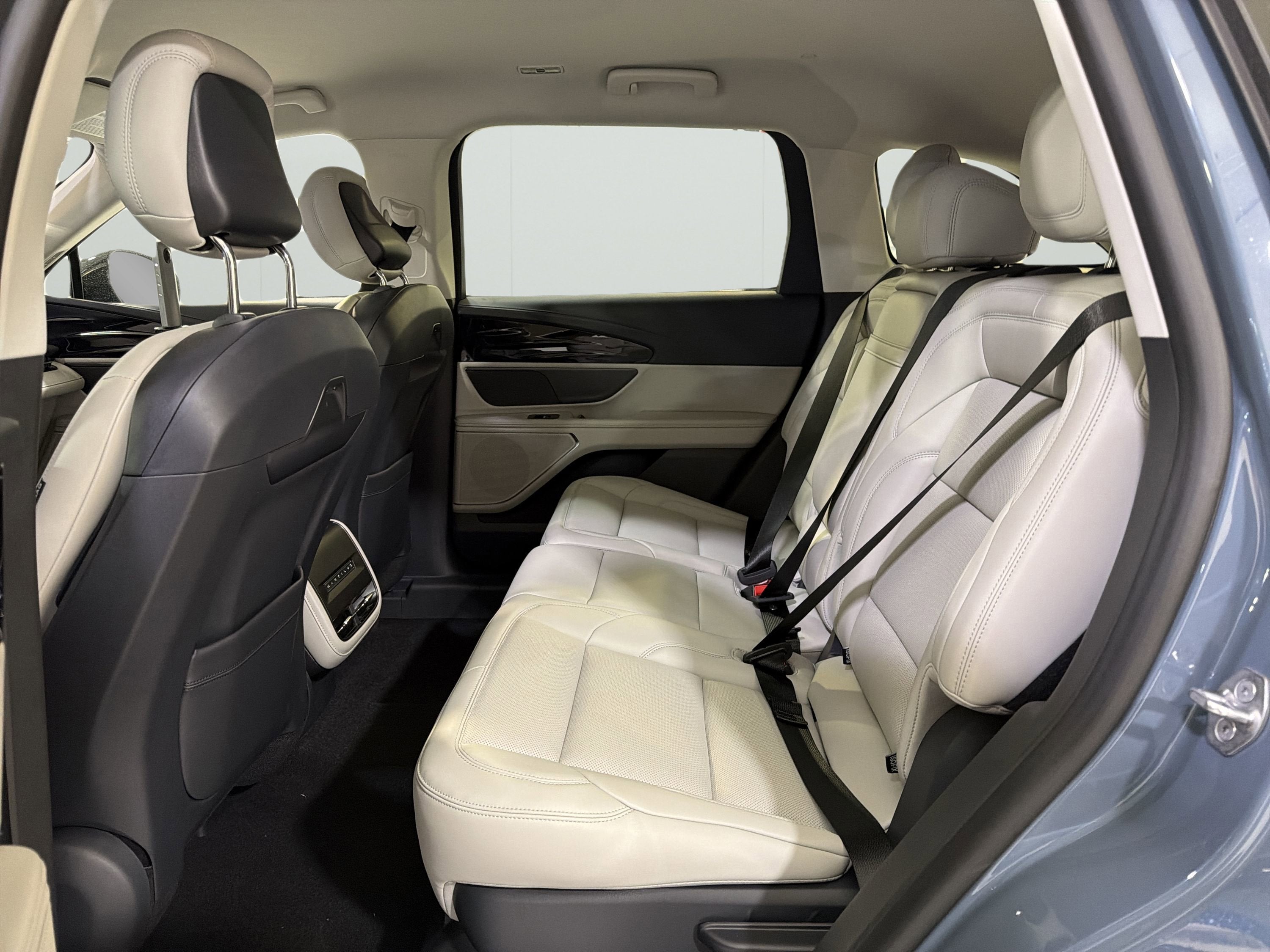2026 Lincoln Nautilus Premiere Hybrid