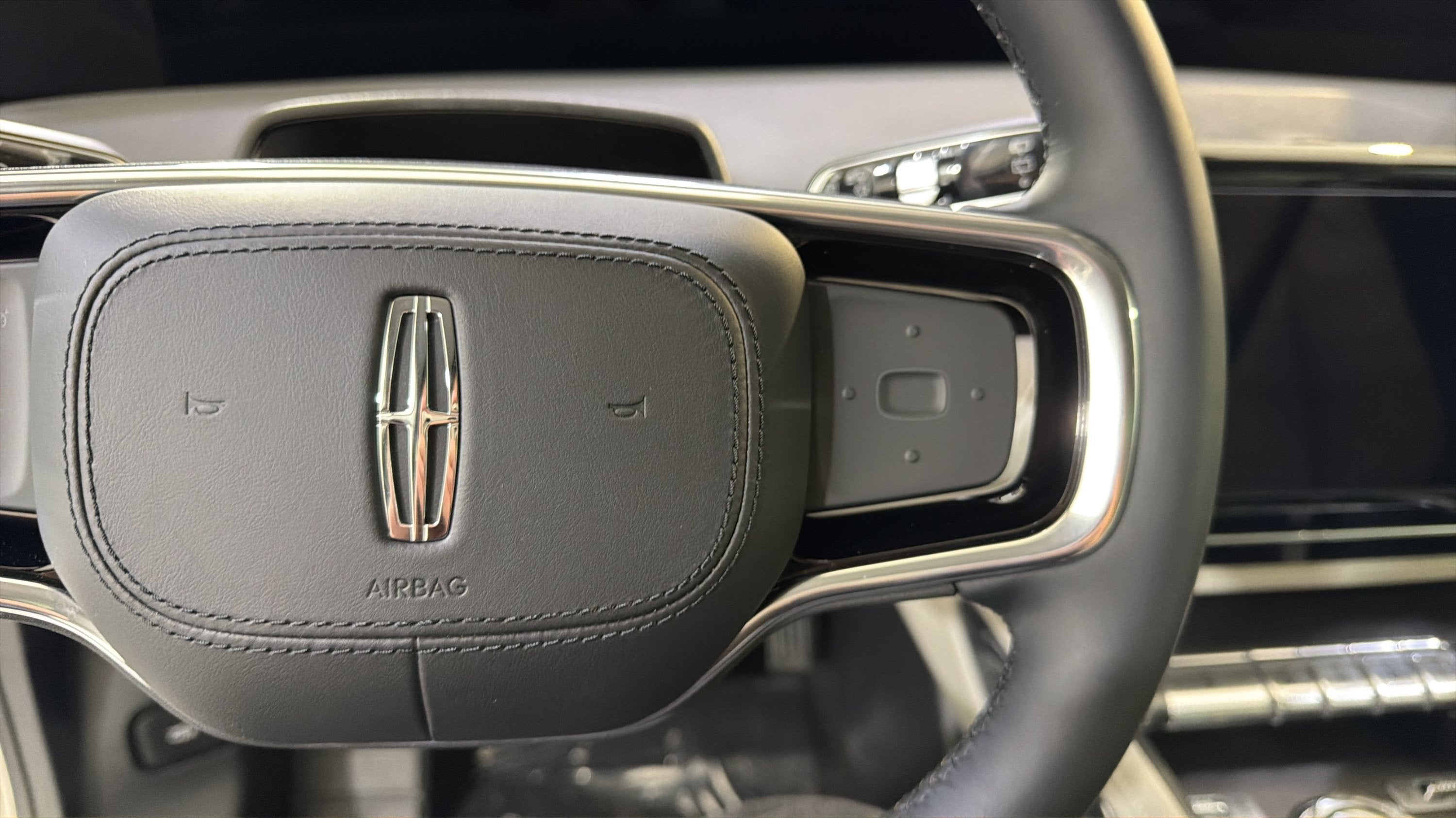 2026 Lincoln Nautilus Premiere Hybrid