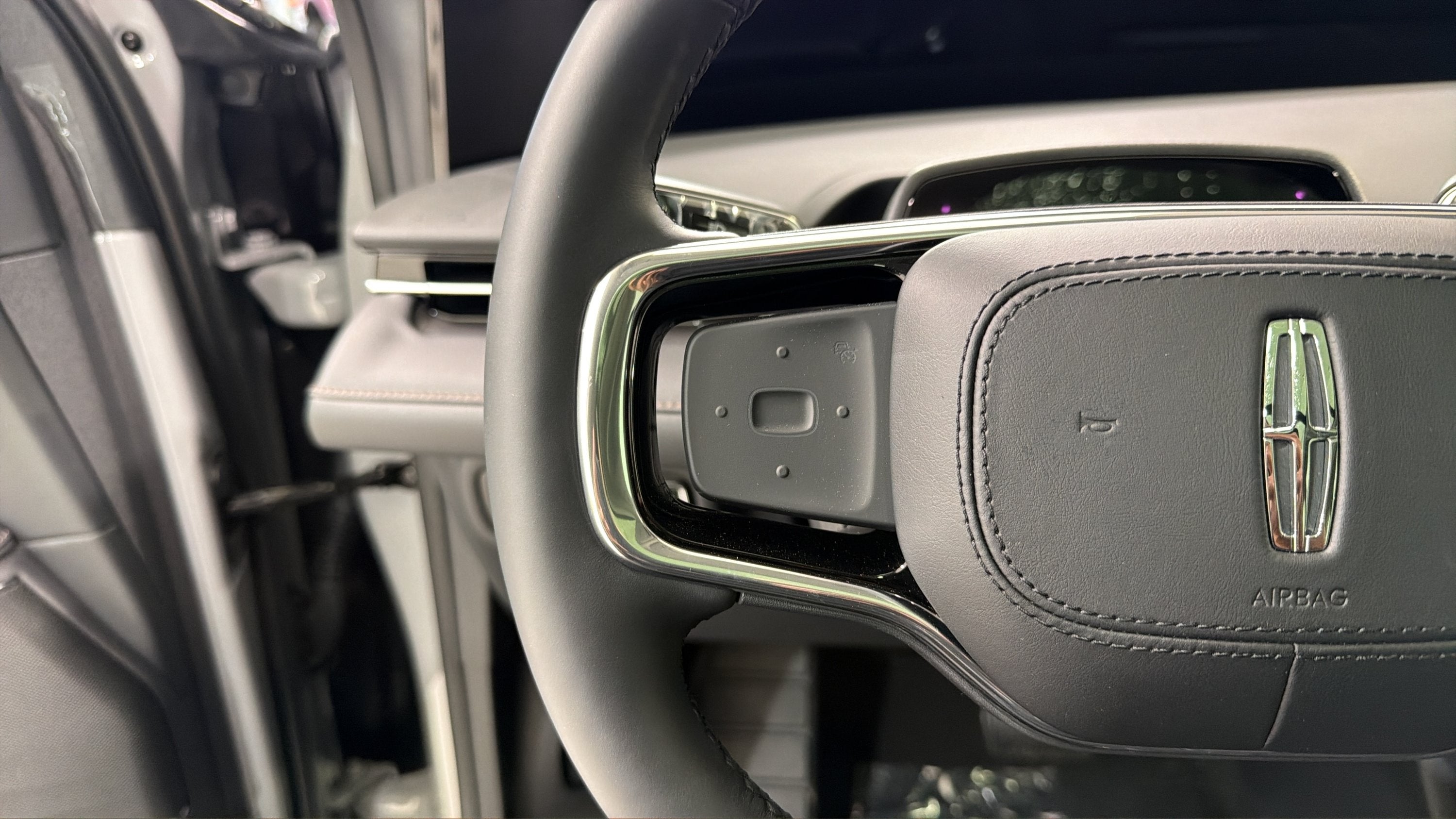 2026 Lincoln Nautilus Premiere Hybrid