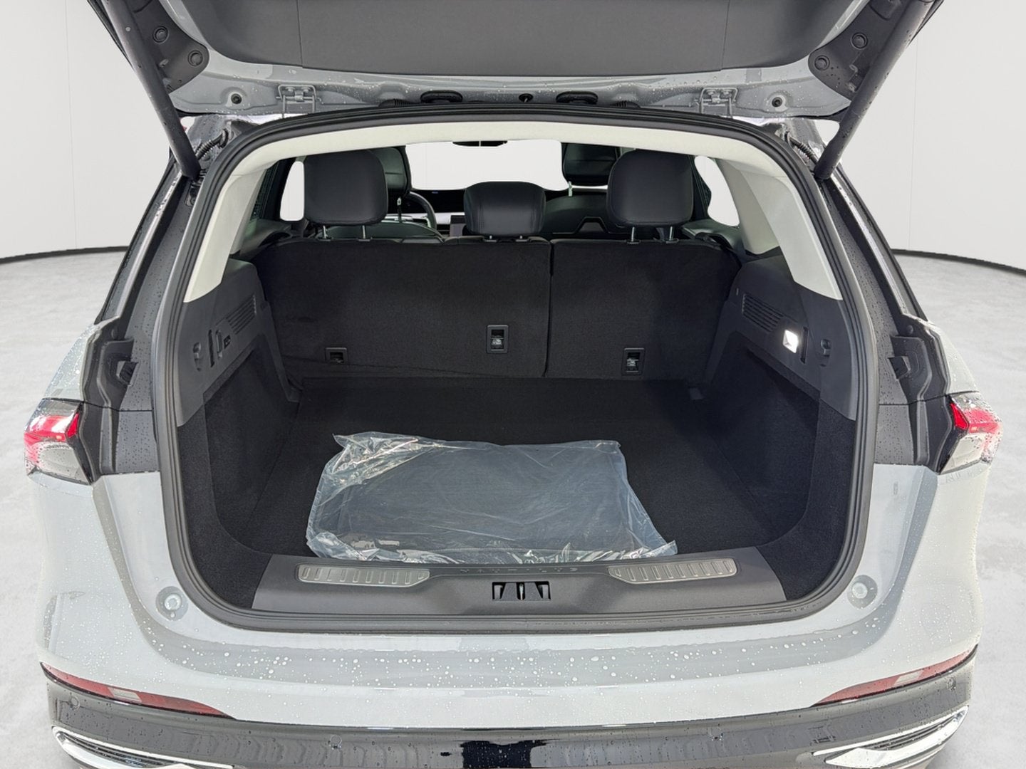 2026 Lincoln Nautilus Premiere Hybrid