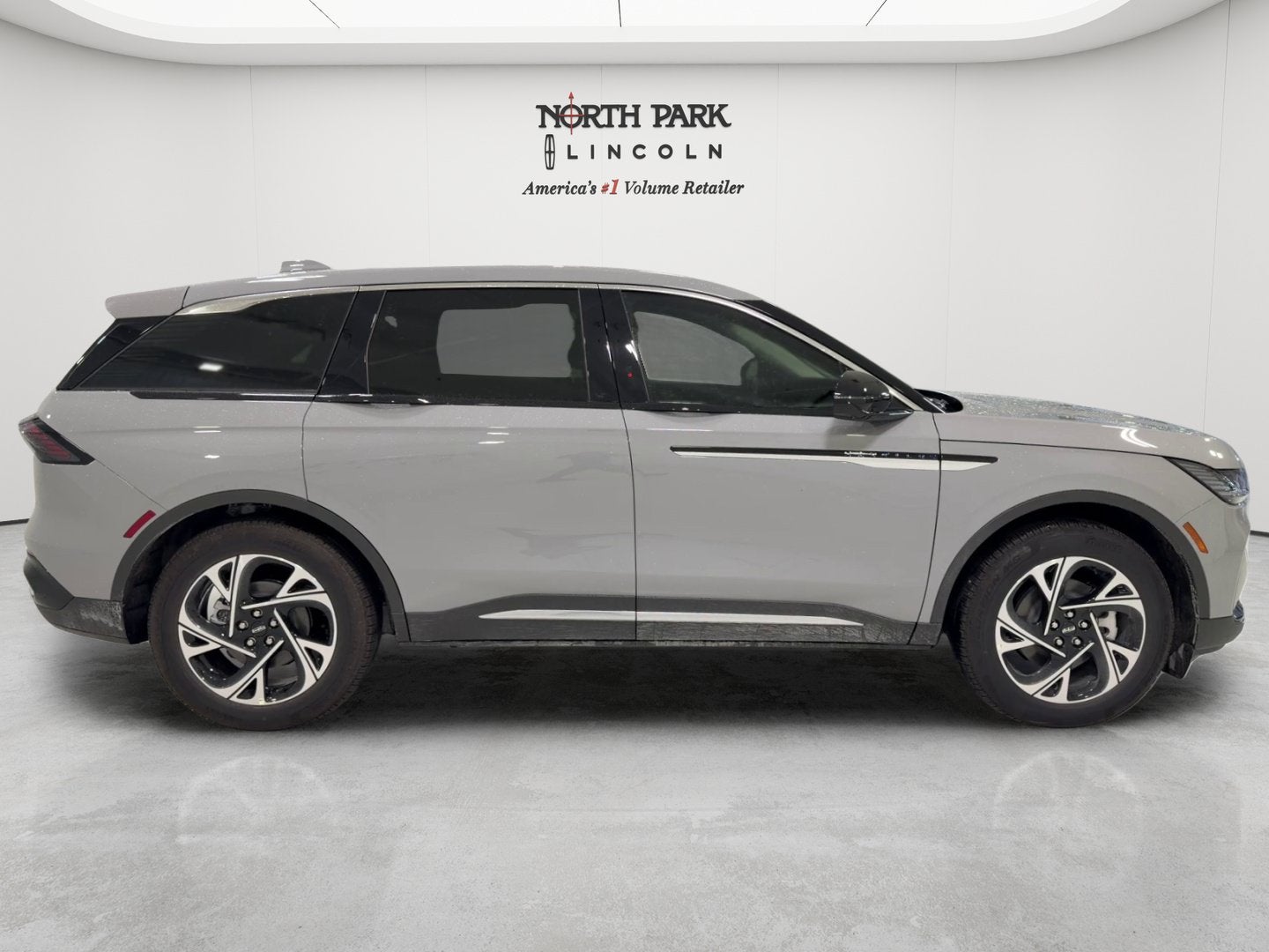 2026 Lincoln Nautilus Premiere Hybrid