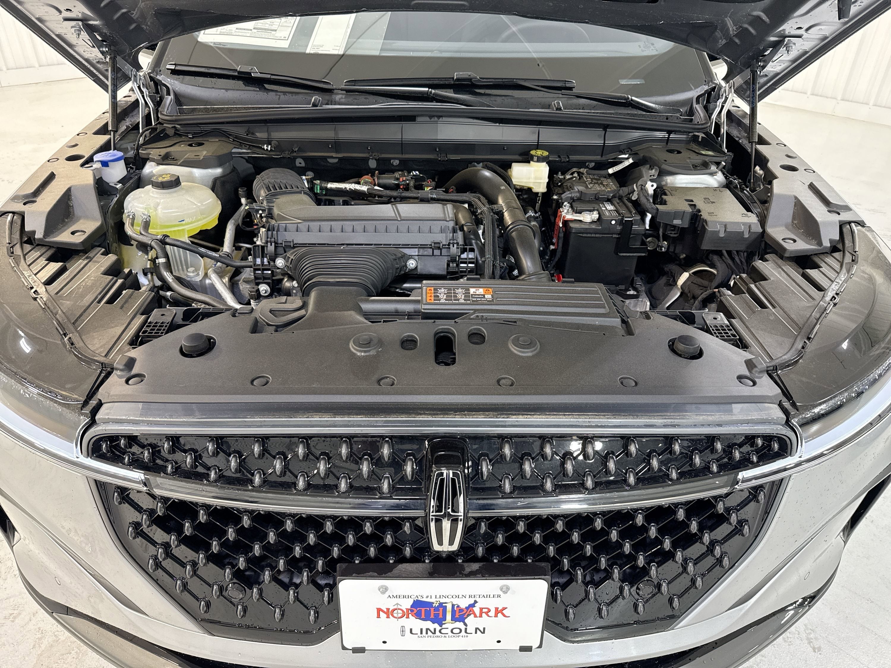 2026 Lincoln Nautilus Premiere Hybrid