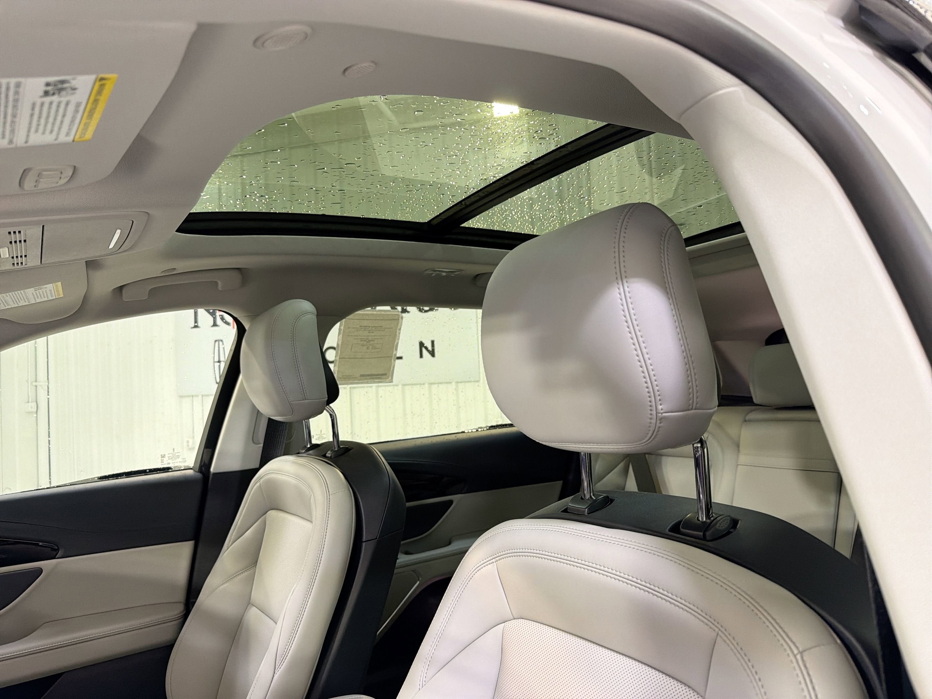 2026 Lincoln Nautilus Premiere Hybrid