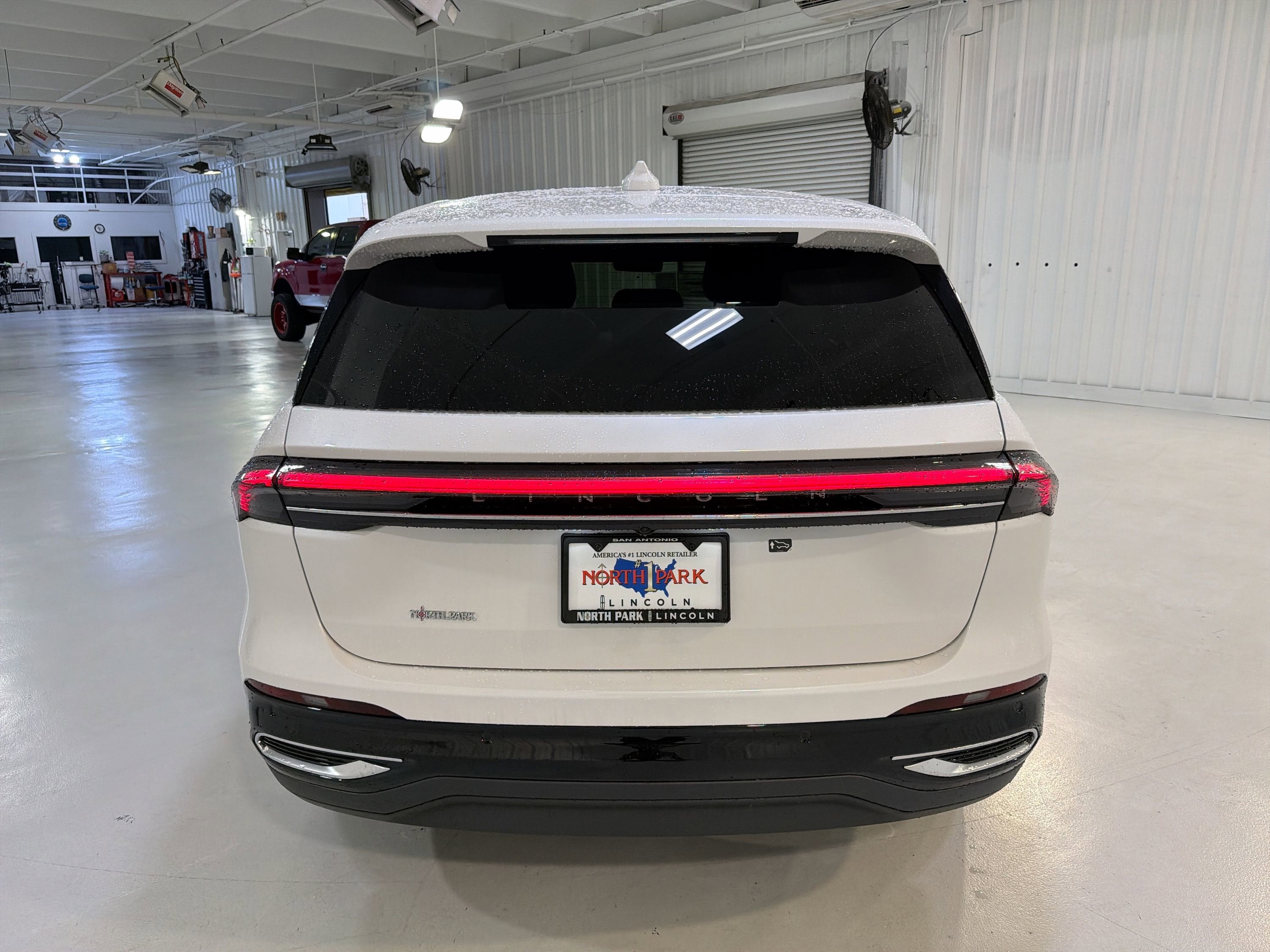 2026 Lincoln Nautilus Premiere Hybrid