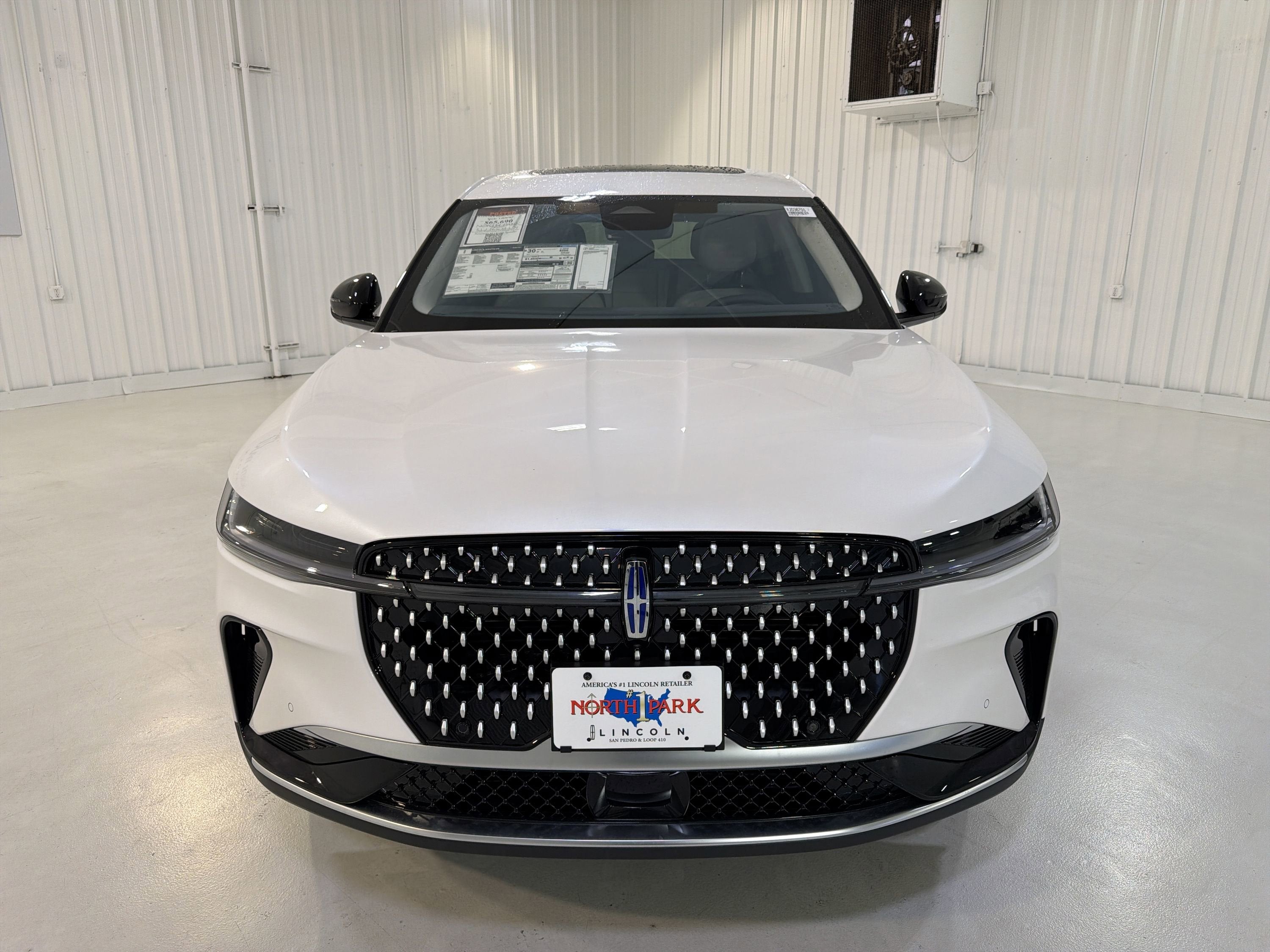 2026 Lincoln Nautilus Premiere Hybrid