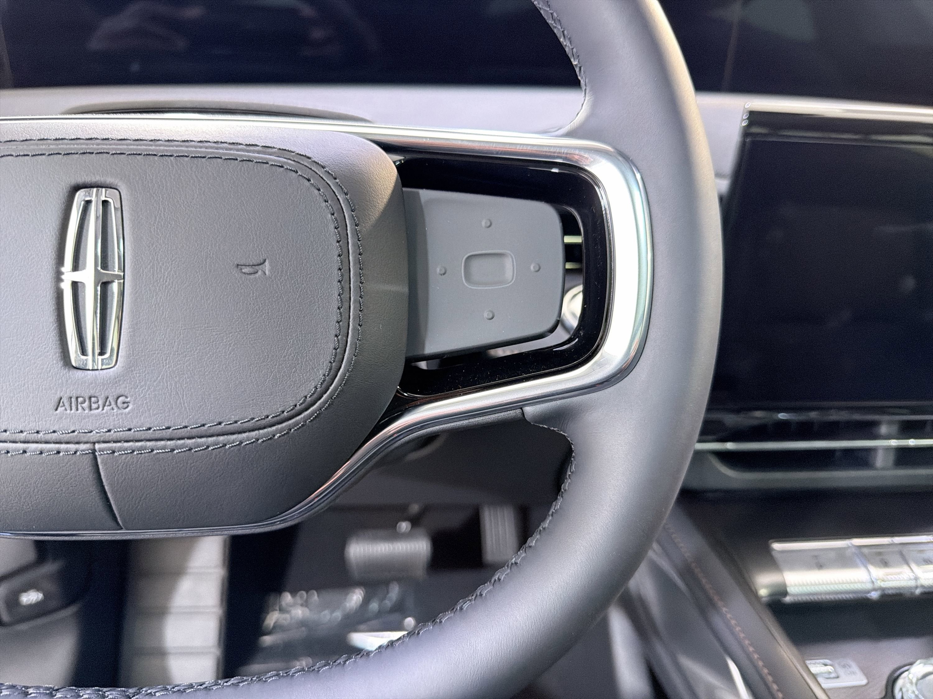 2026 Lincoln Nautilus Premiere Hybrid