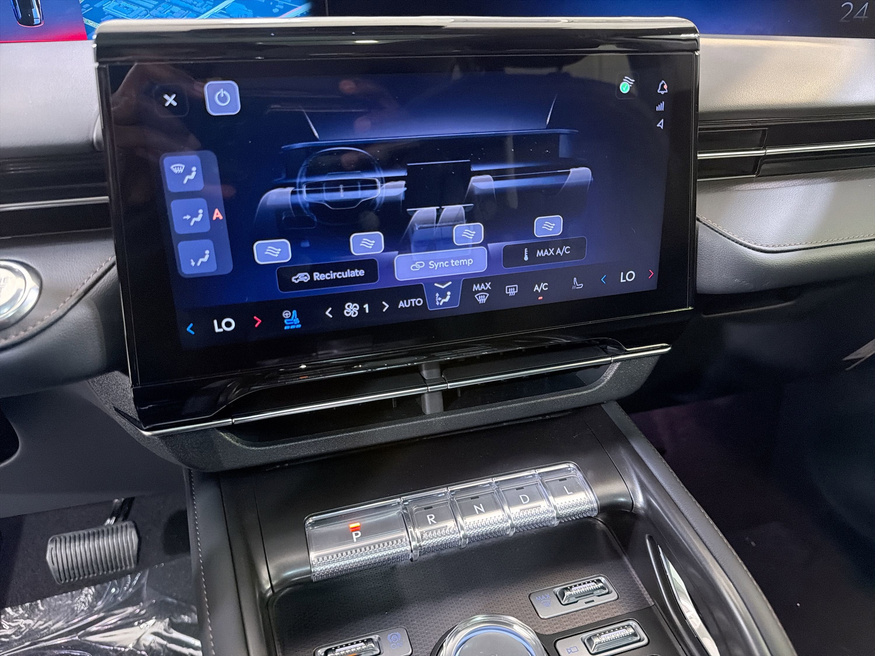 2026 Lincoln Nautilus Premiere Hybrid