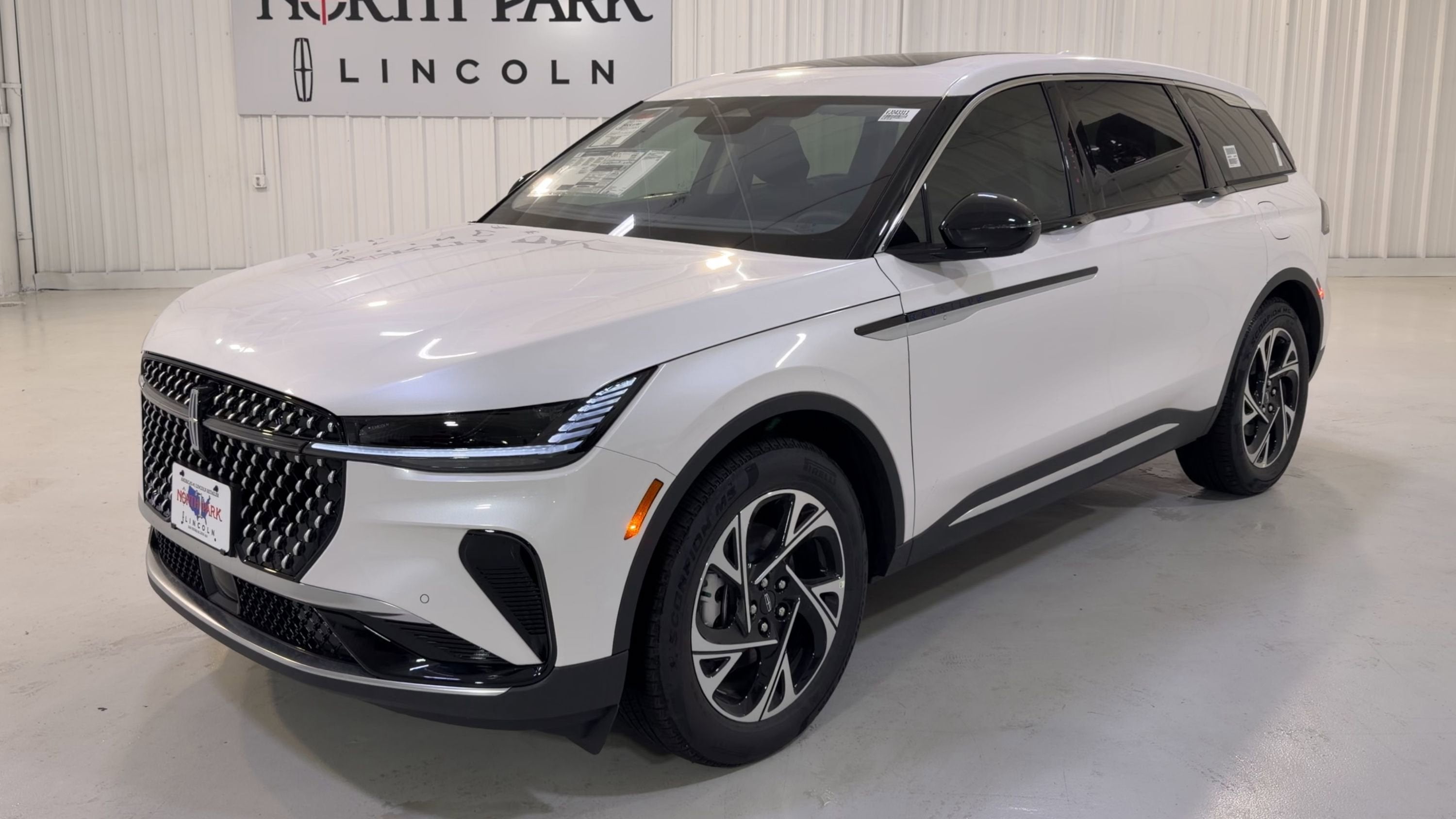 2026 Lincoln Nautilus Premiere Hybrid