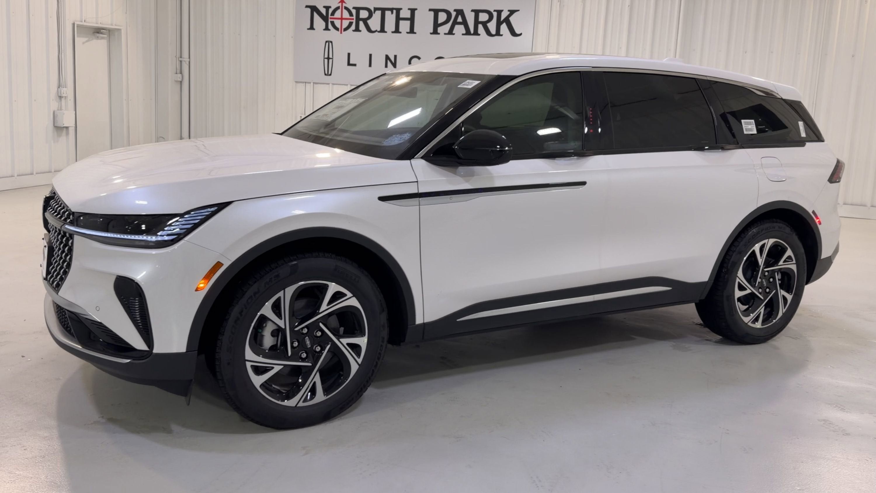 2026 Lincoln Nautilus Premiere Hybrid