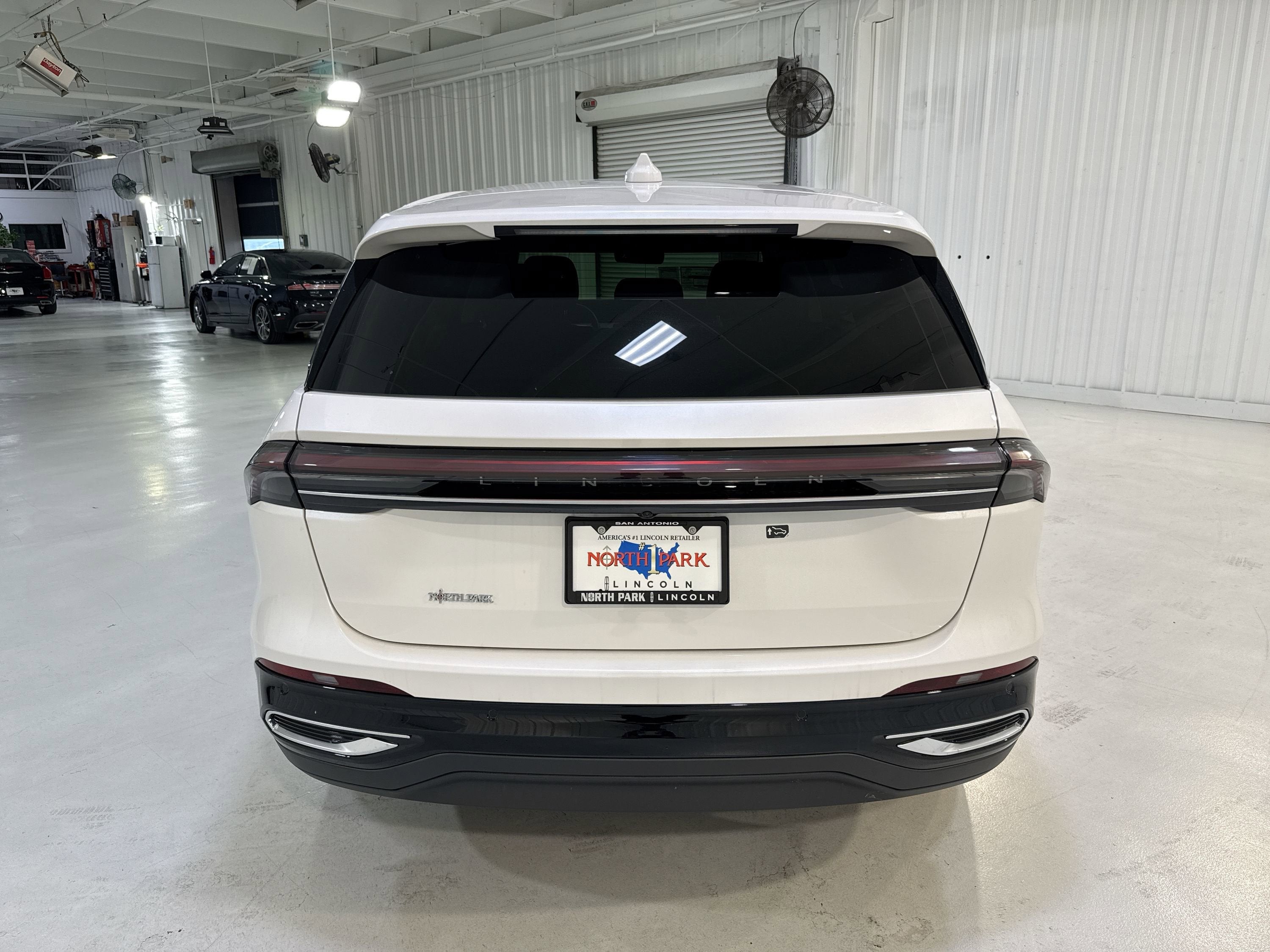 2026 Lincoln Nautilus Premiere Hybrid