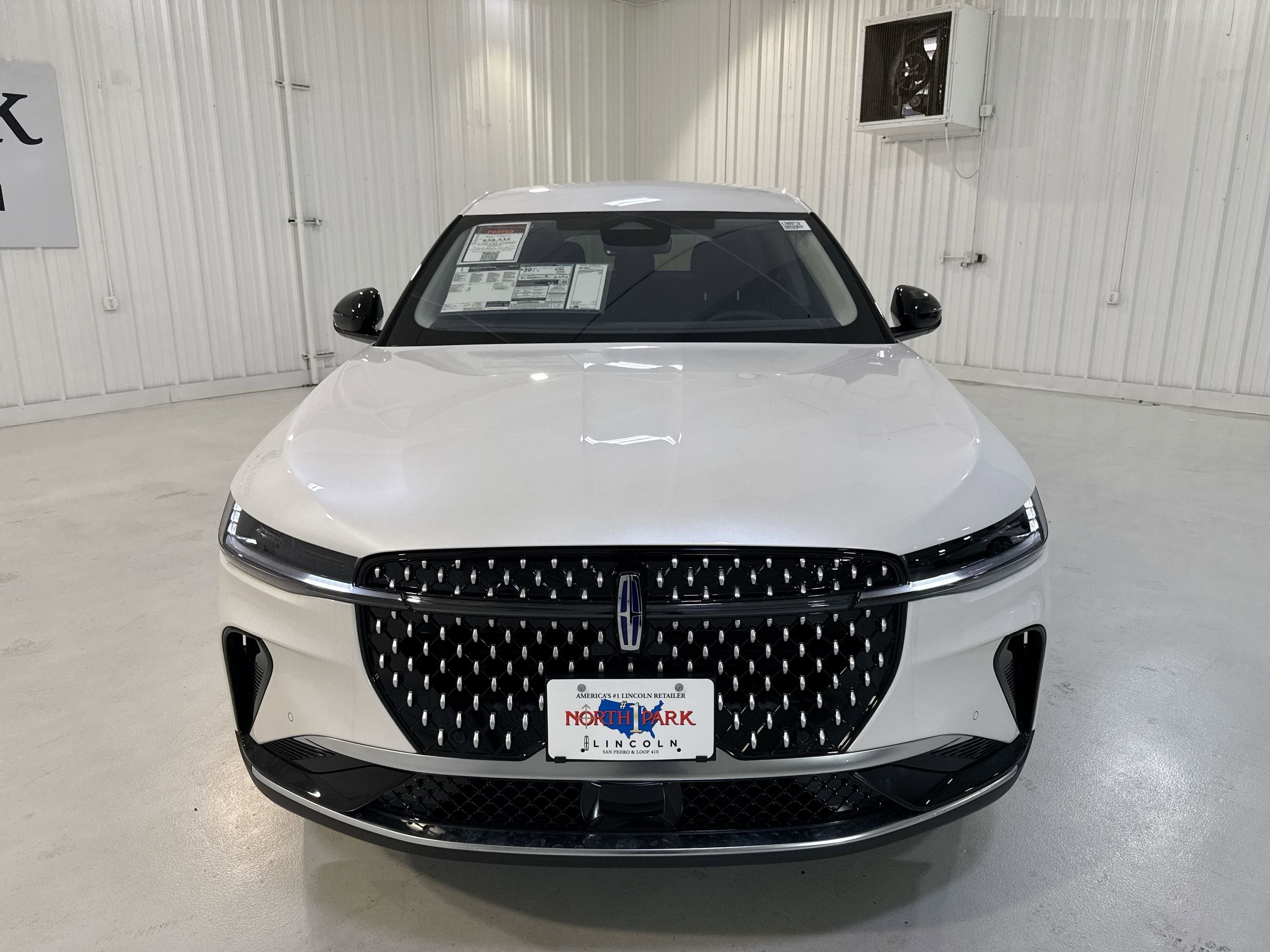 2026 Lincoln Nautilus Premiere Hybrid