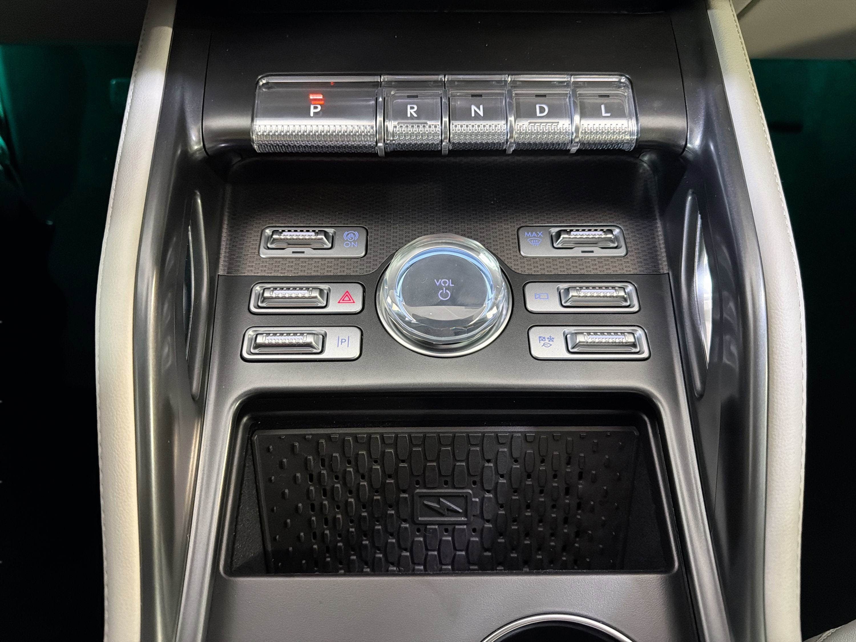 2026 Lincoln Nautilus Premiere Hybrid