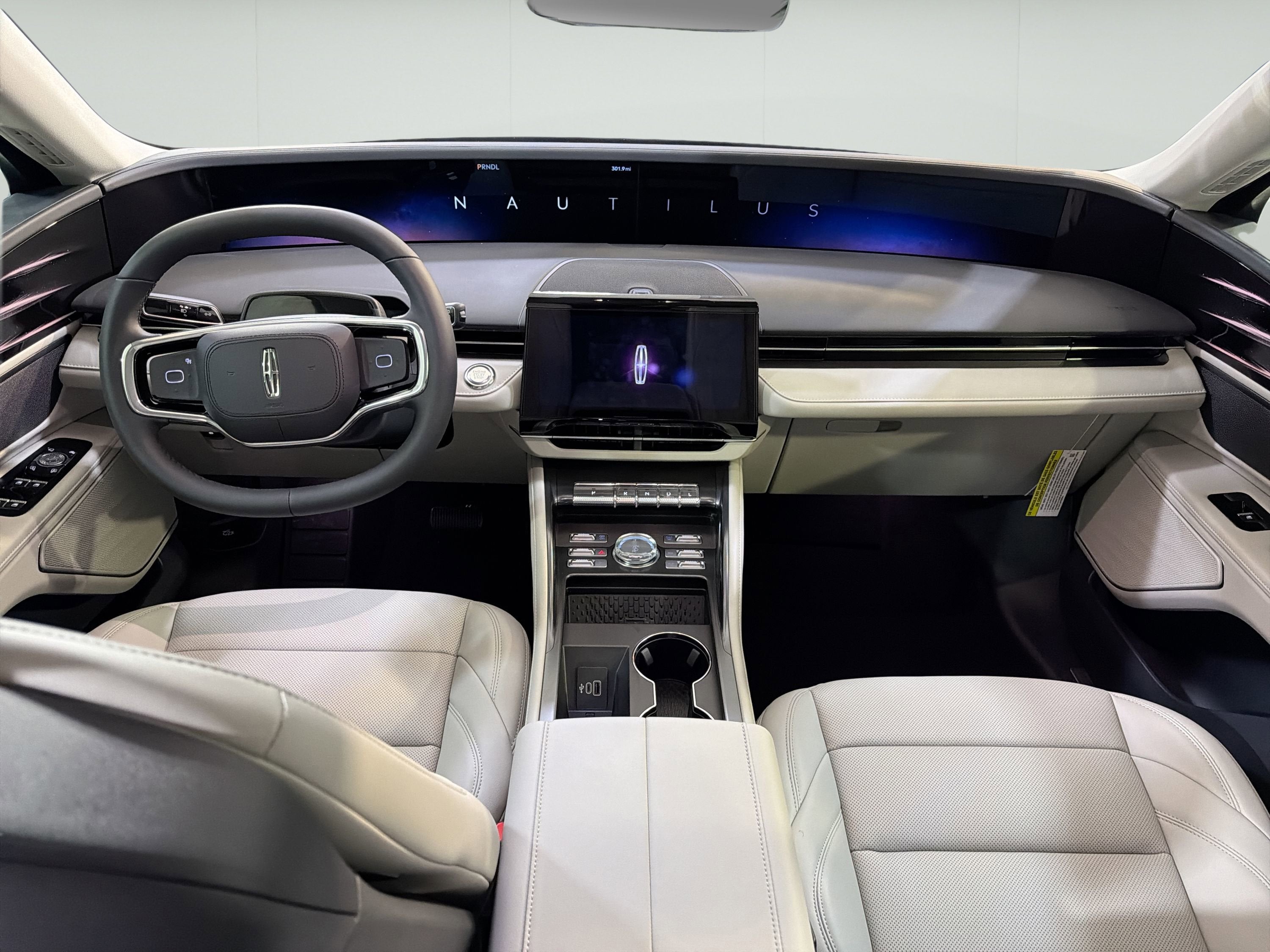 2026 Lincoln Nautilus Premiere Hybrid