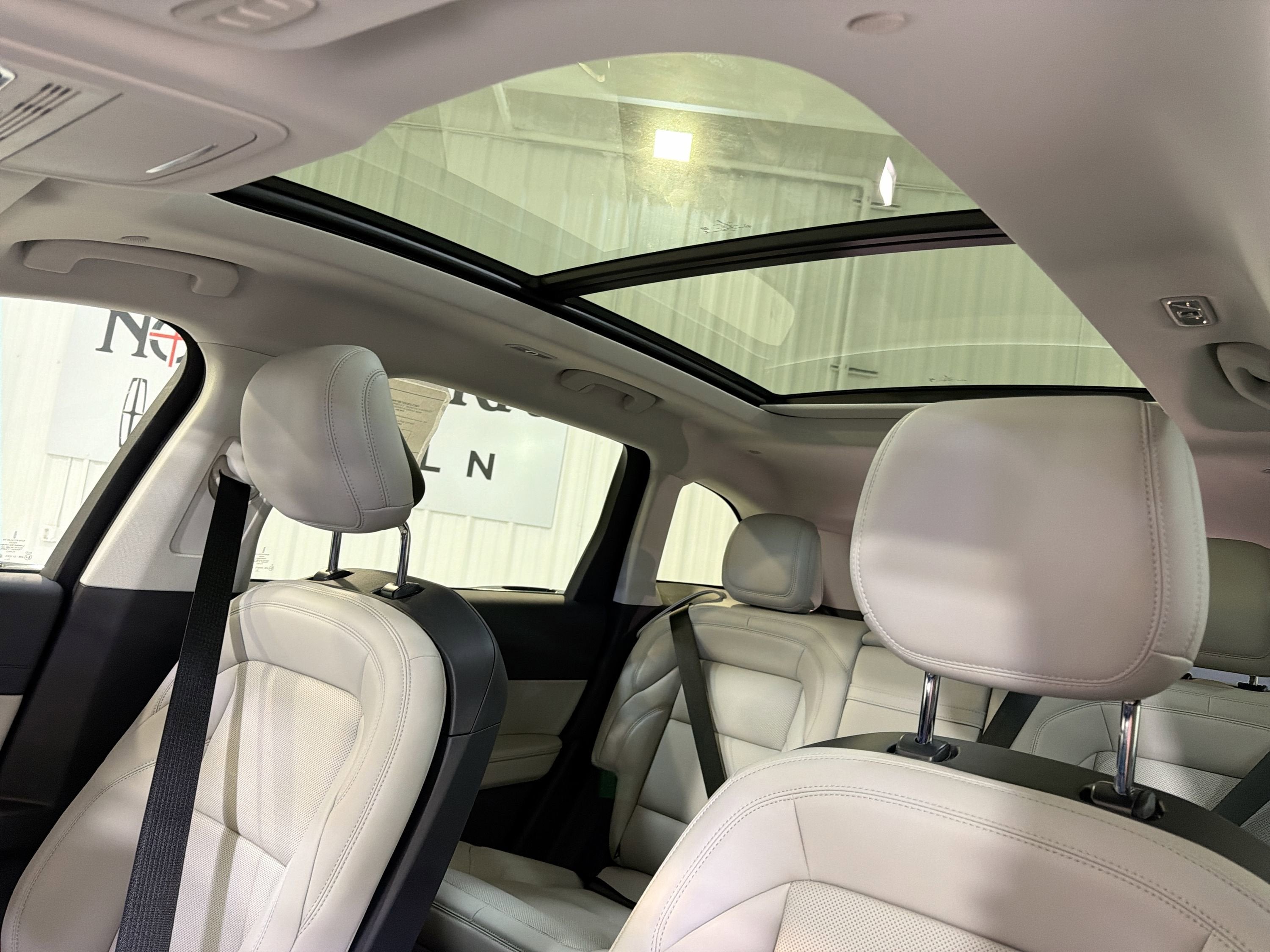2026 Lincoln Nautilus Premiere Hybrid
