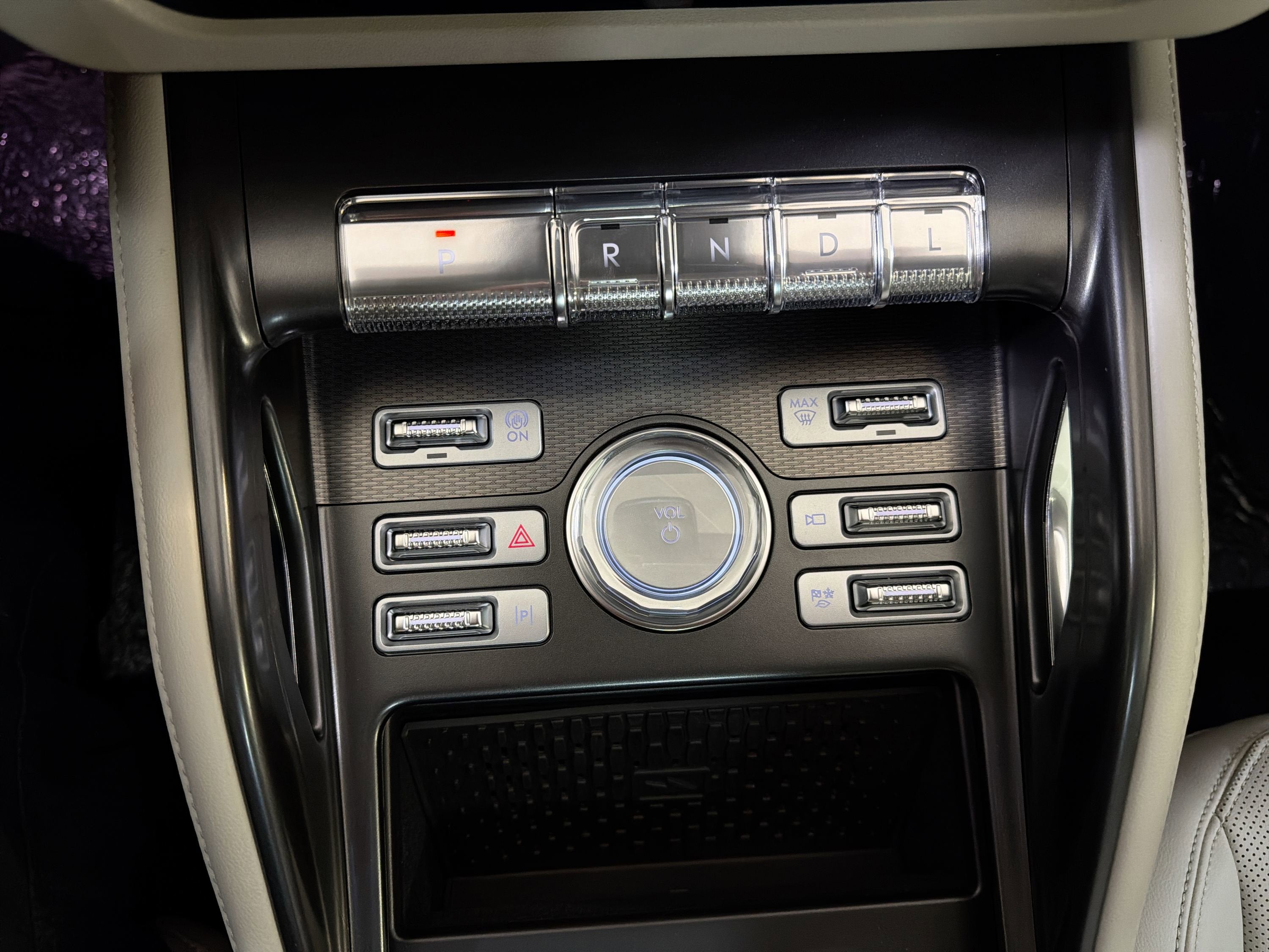 2026 Lincoln Nautilus Premiere Hybrid