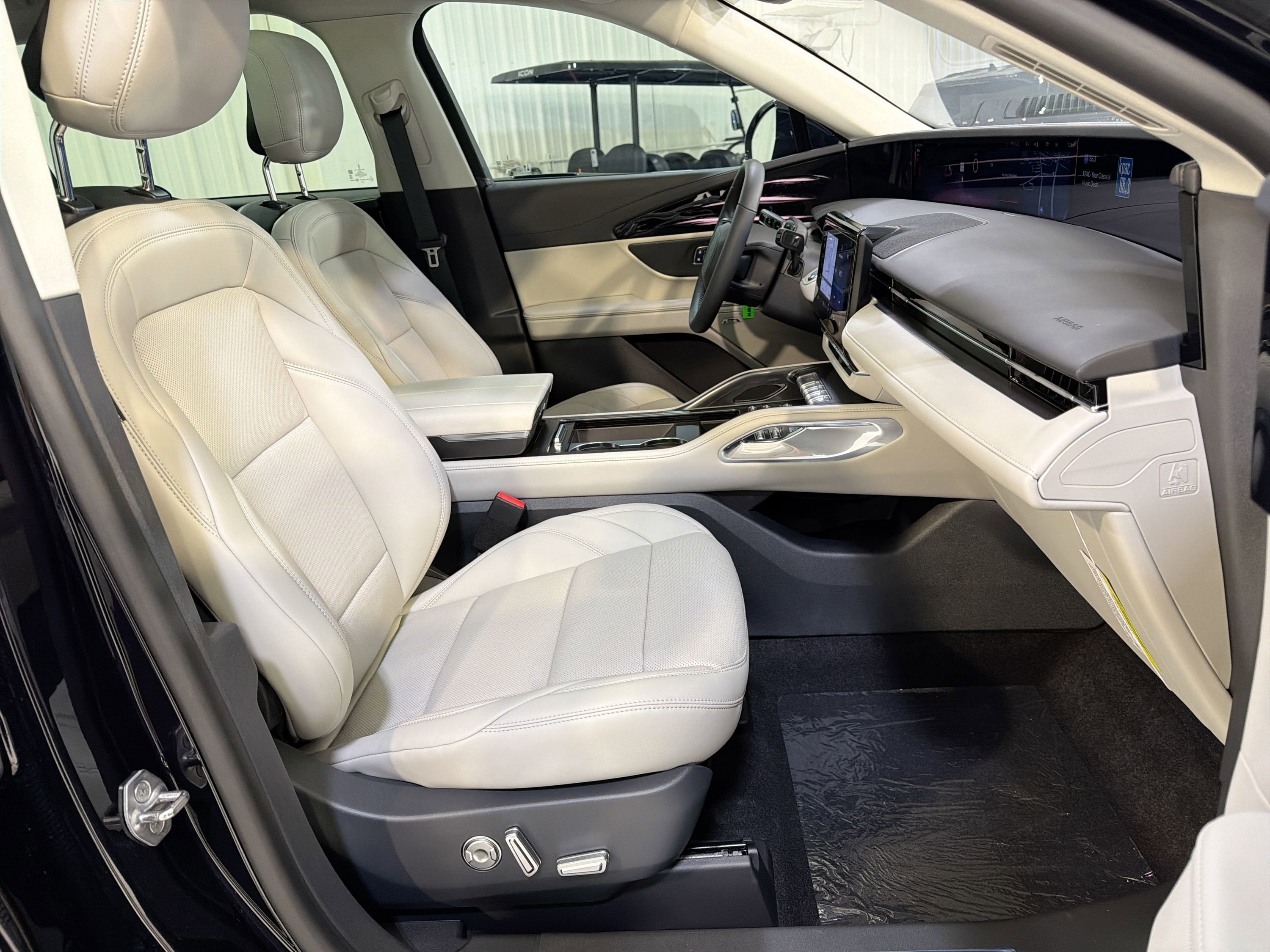 2026 Lincoln Nautilus Premiere Hybrid