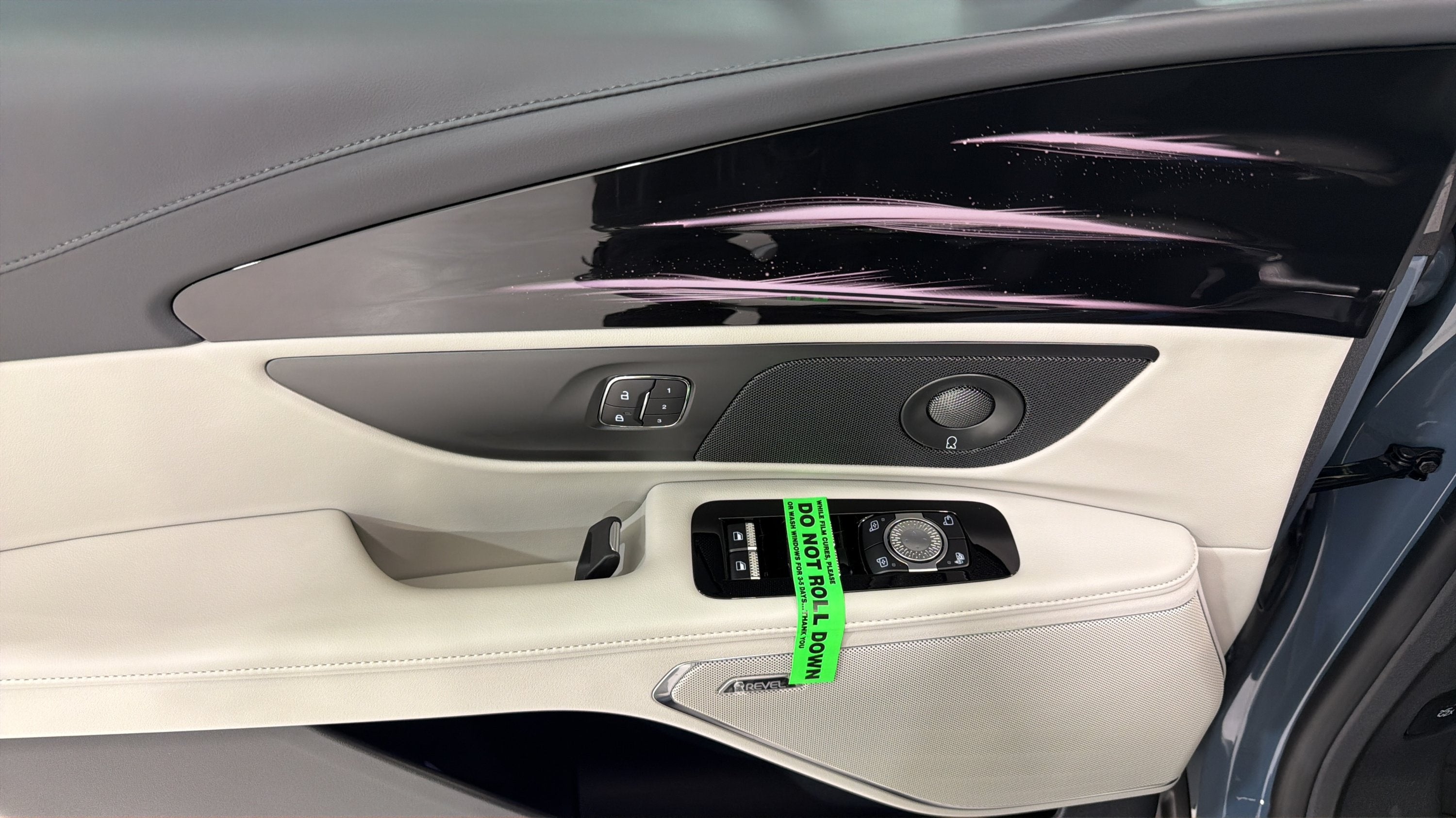 2026 Lincoln Nautilus Premiere Hybrid