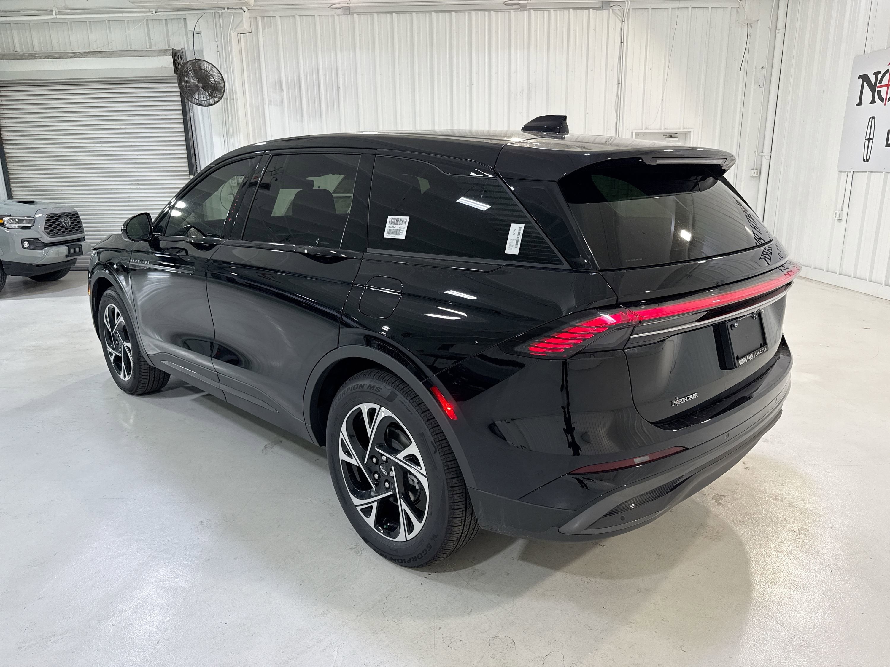 2026 Lincoln Nautilus Premiere Hybrid