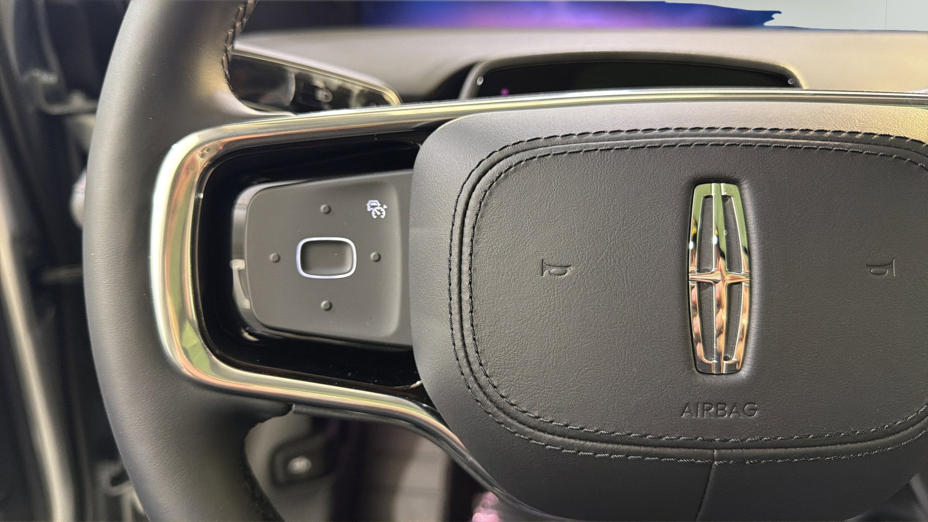 2026 Lincoln Nautilus Premiere Hybrid