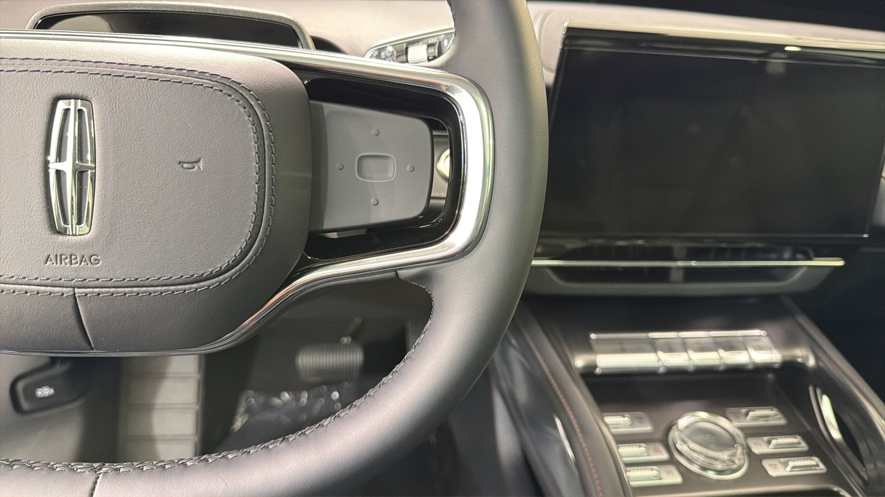 2026 Lincoln Nautilus Premiere Hybrid