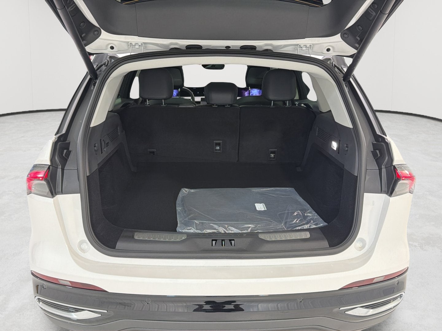 2026 Lincoln Nautilus Premiere Hybrid