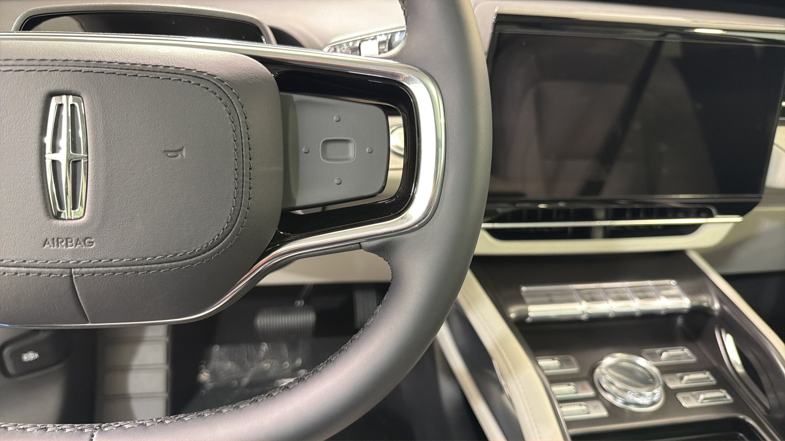 2026 Lincoln Nautilus Premiere Hybrid
