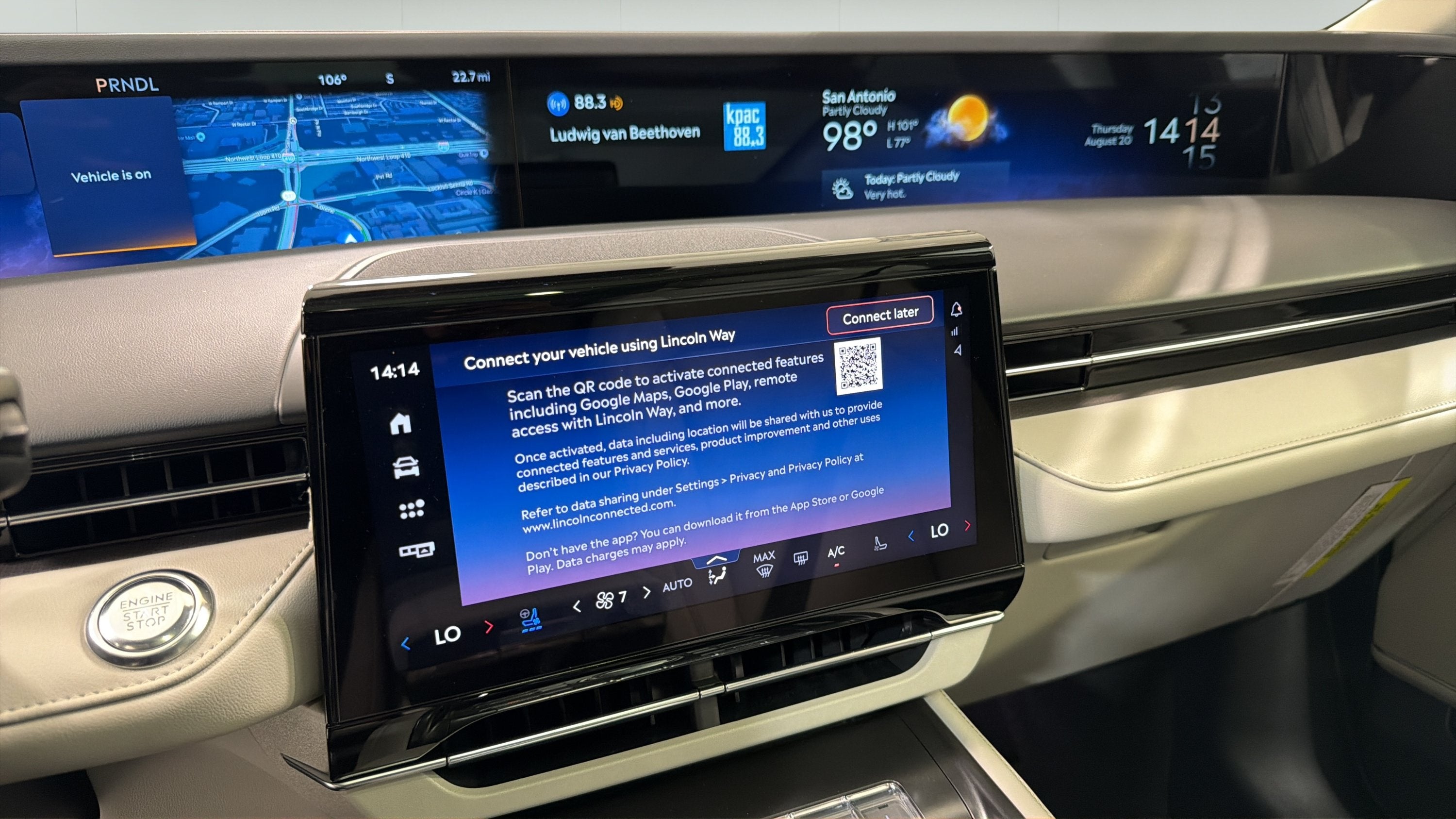 2026 Lincoln Nautilus Premiere Hybrid