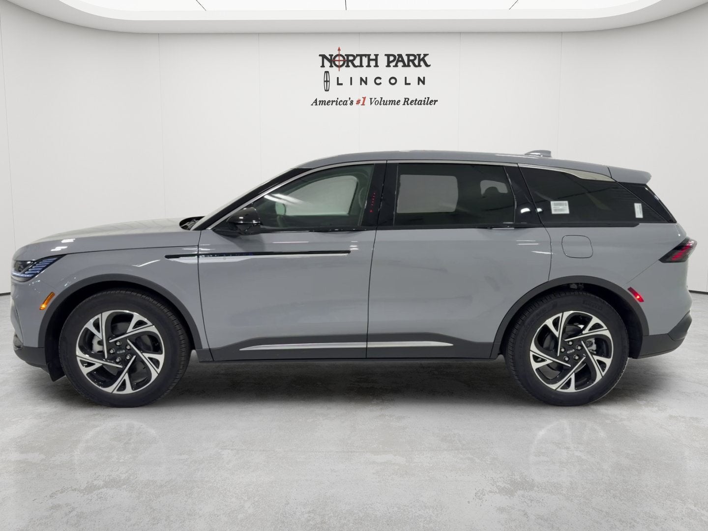 2026 Lincoln Nautilus Premiere Hybrid