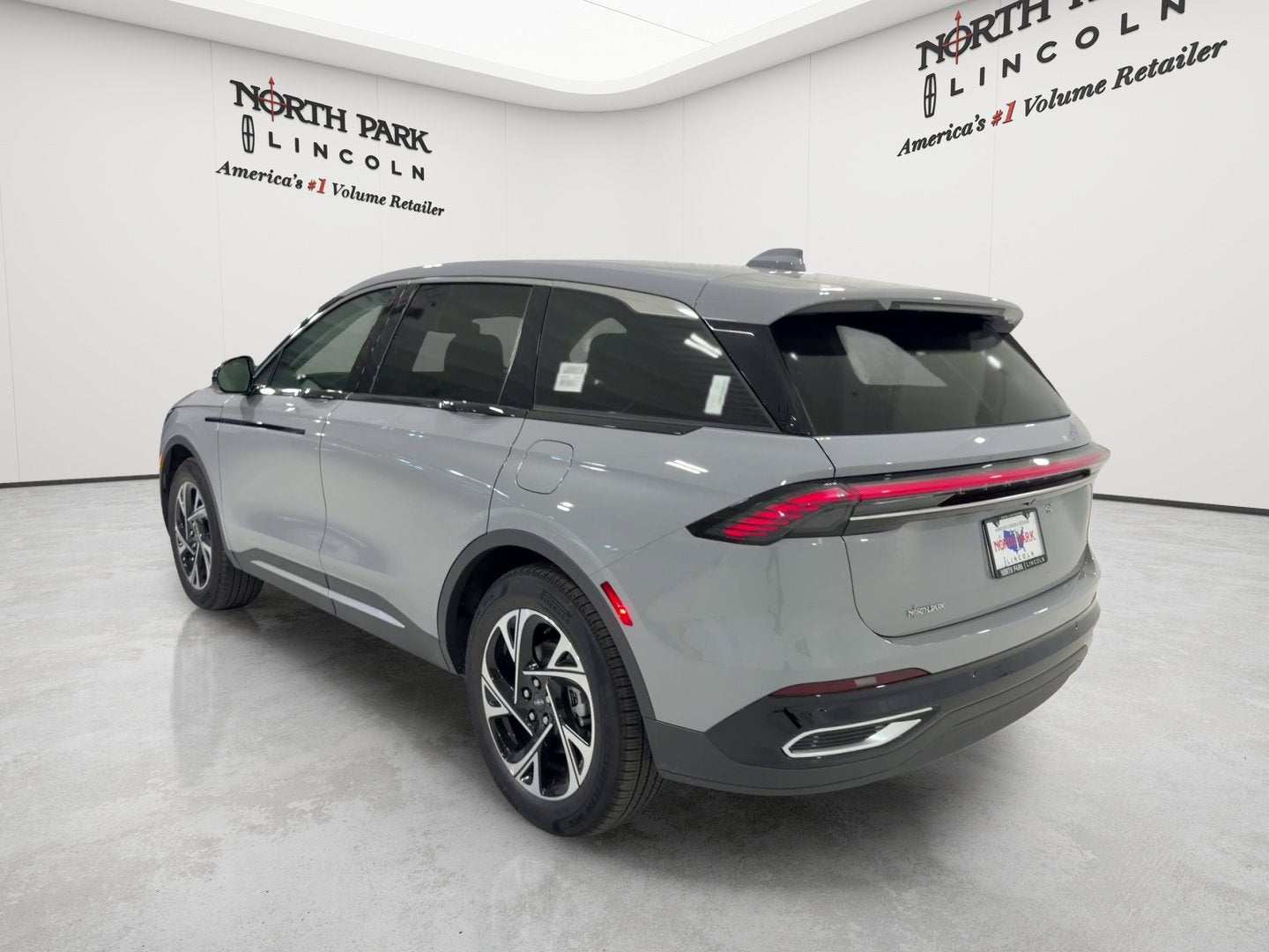 2026 Lincoln Nautilus Premiere Hybrid