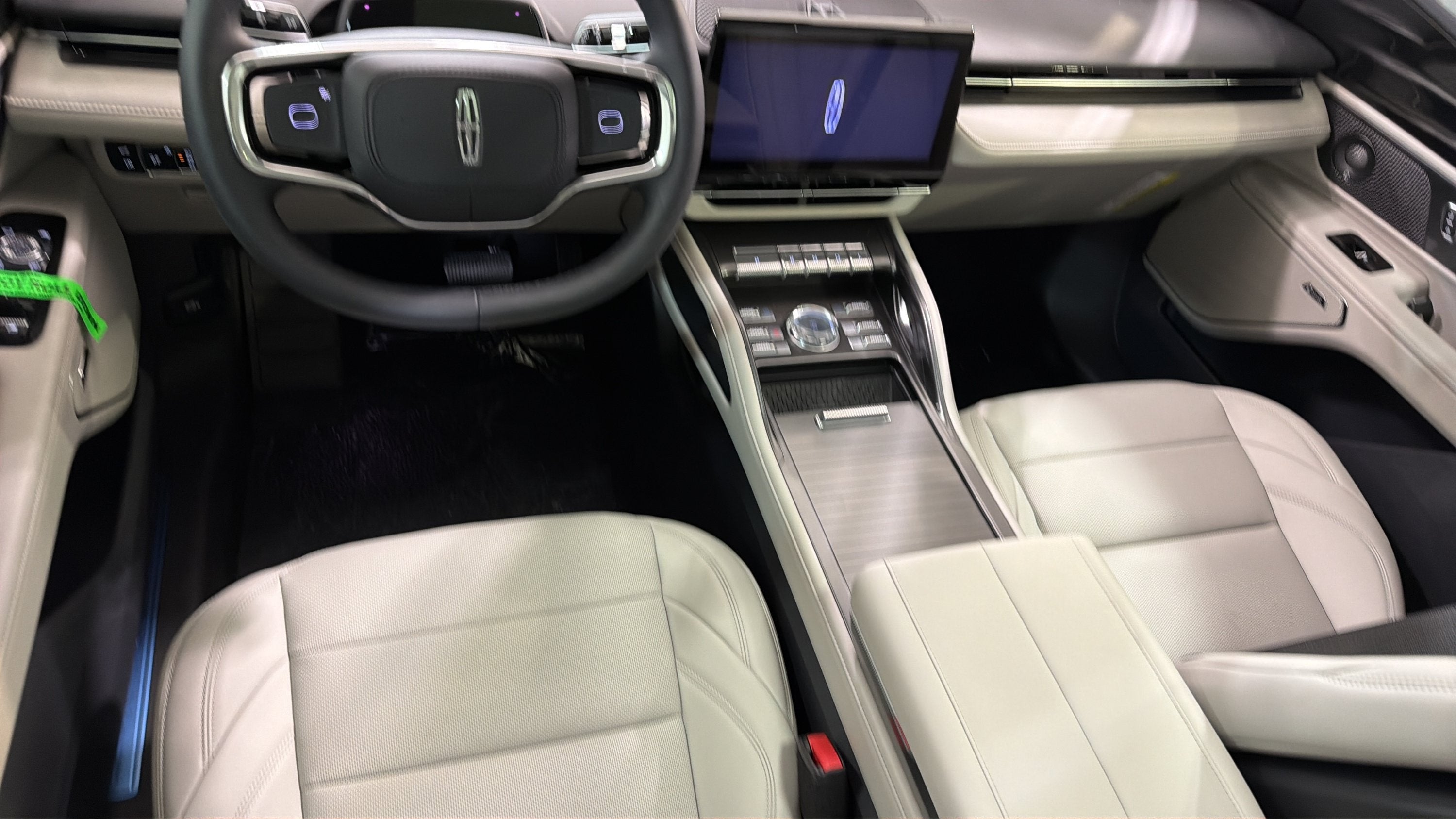 2026 Lincoln Nautilus Premiere Hybrid