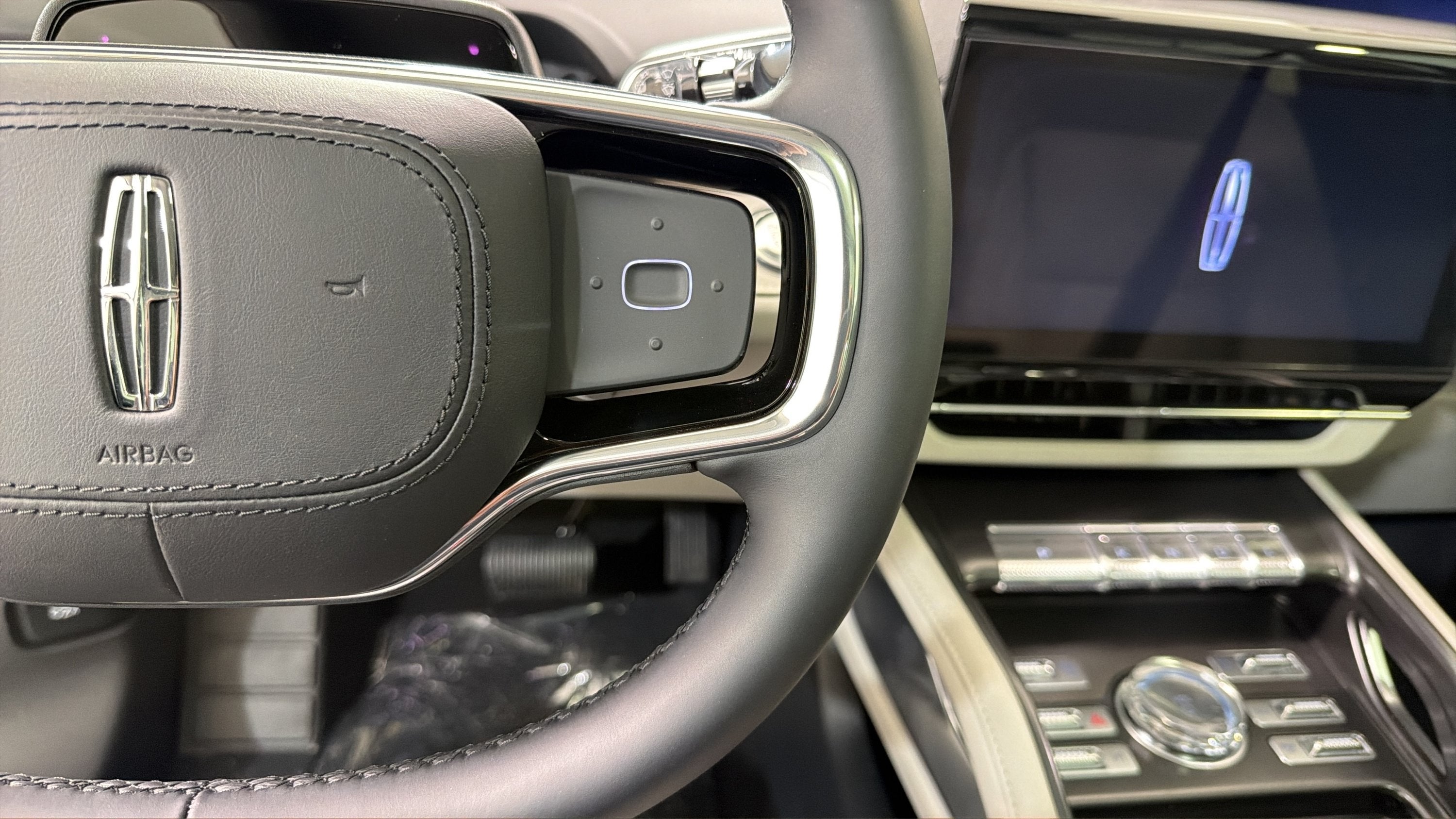 2026 Lincoln Nautilus Premiere Hybrid