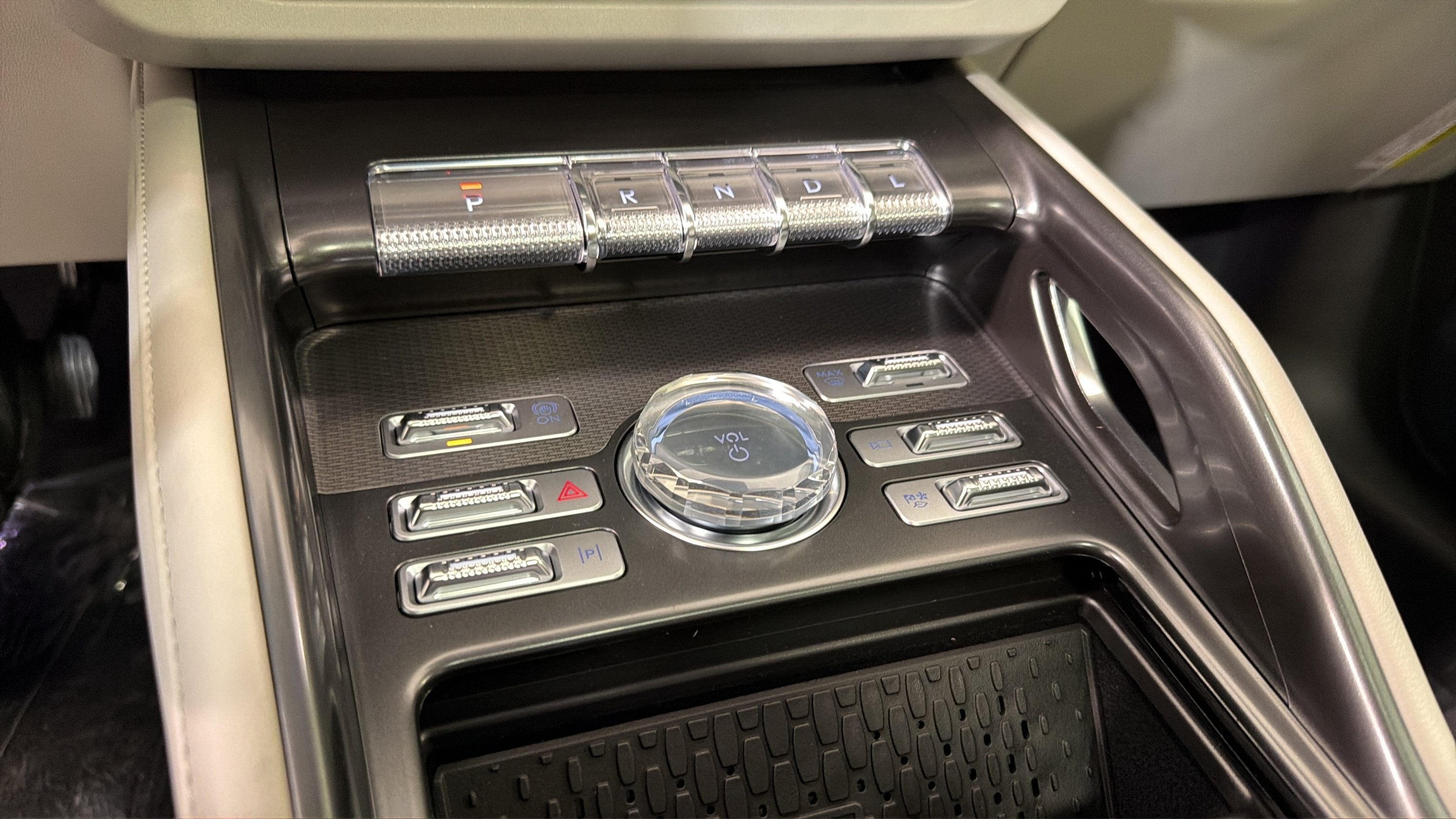 2026 Lincoln Nautilus Premiere Hybrid