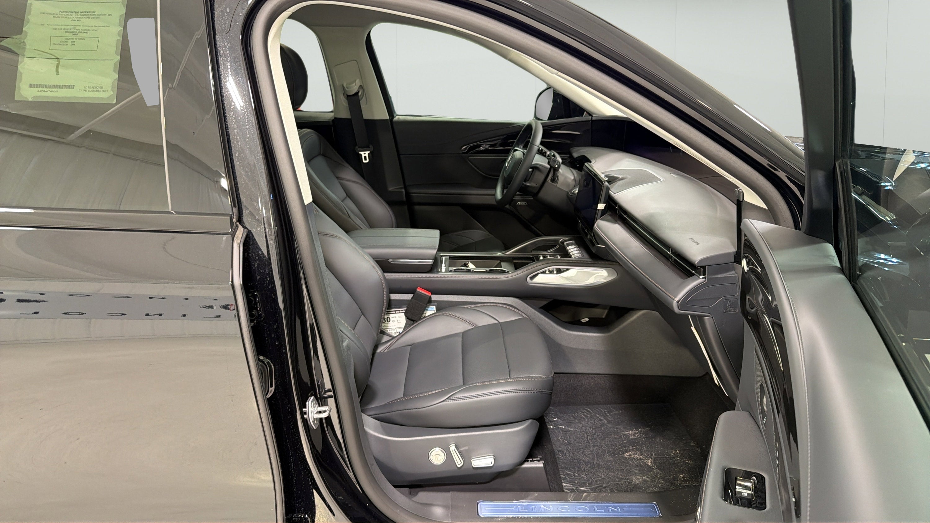 2026 Lincoln Nautilus Premiere Hybrid