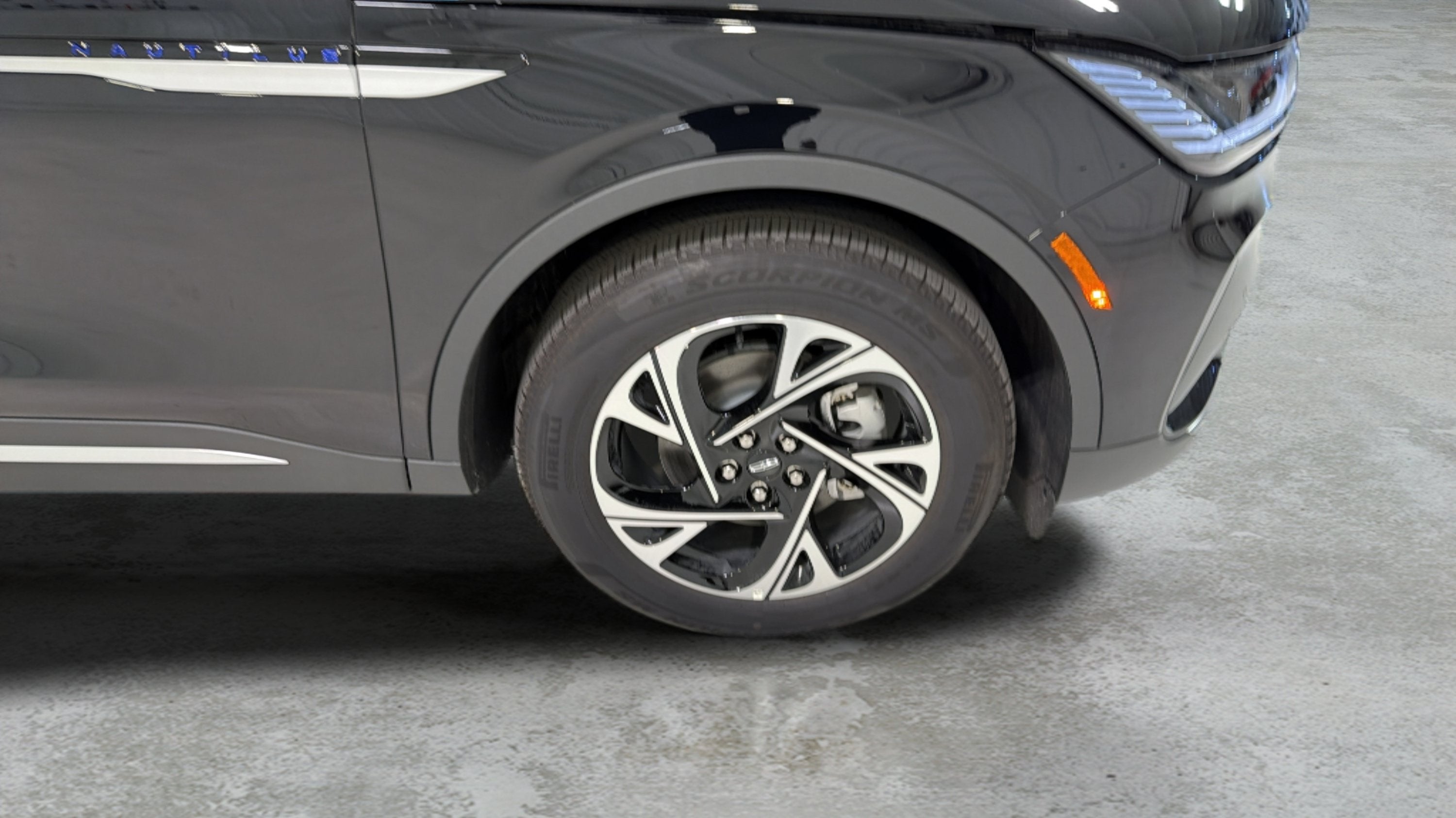 2026 Lincoln Nautilus Premiere Hybrid