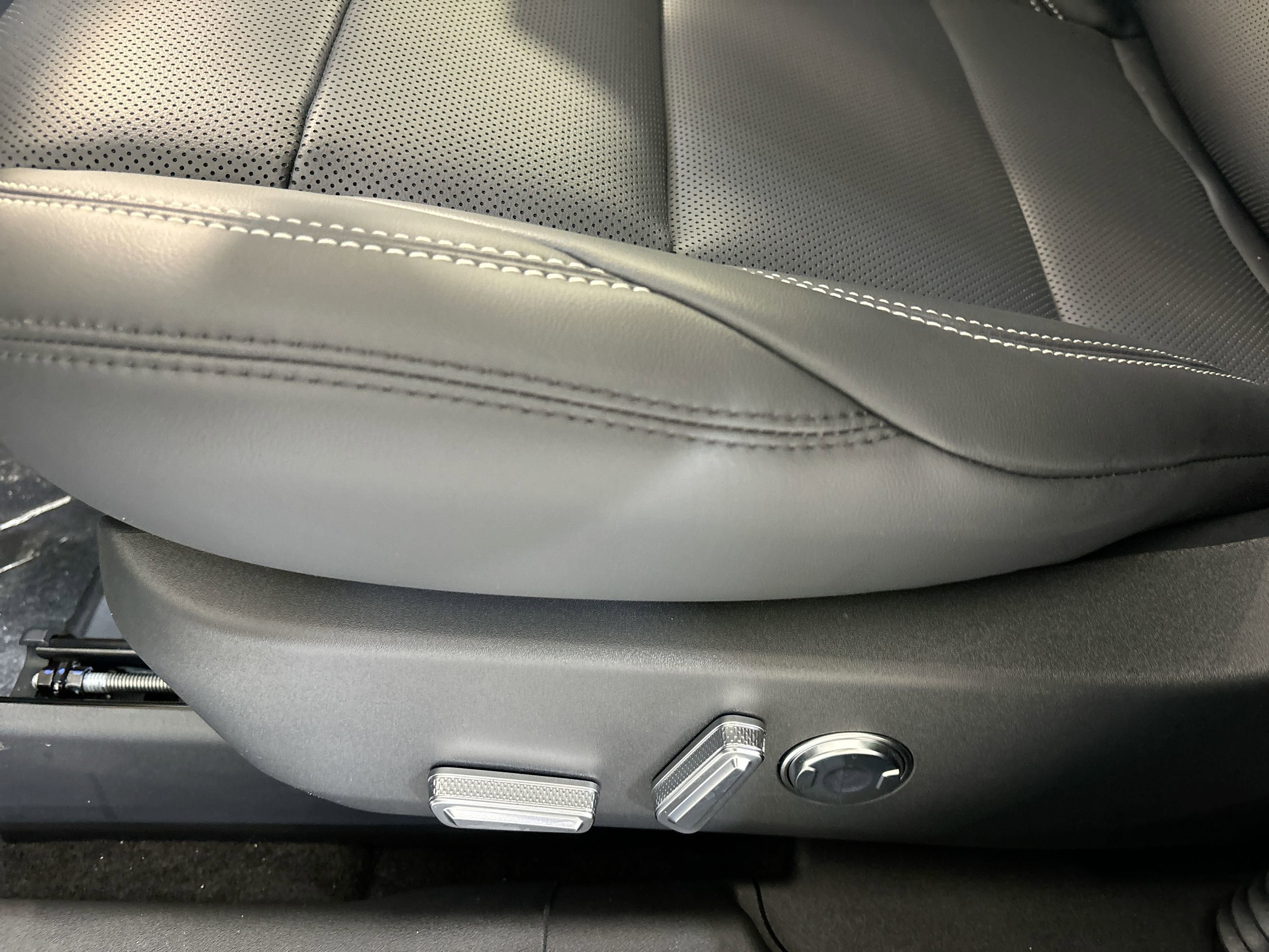 2026 Lincoln Nautilus Premiere Hybrid