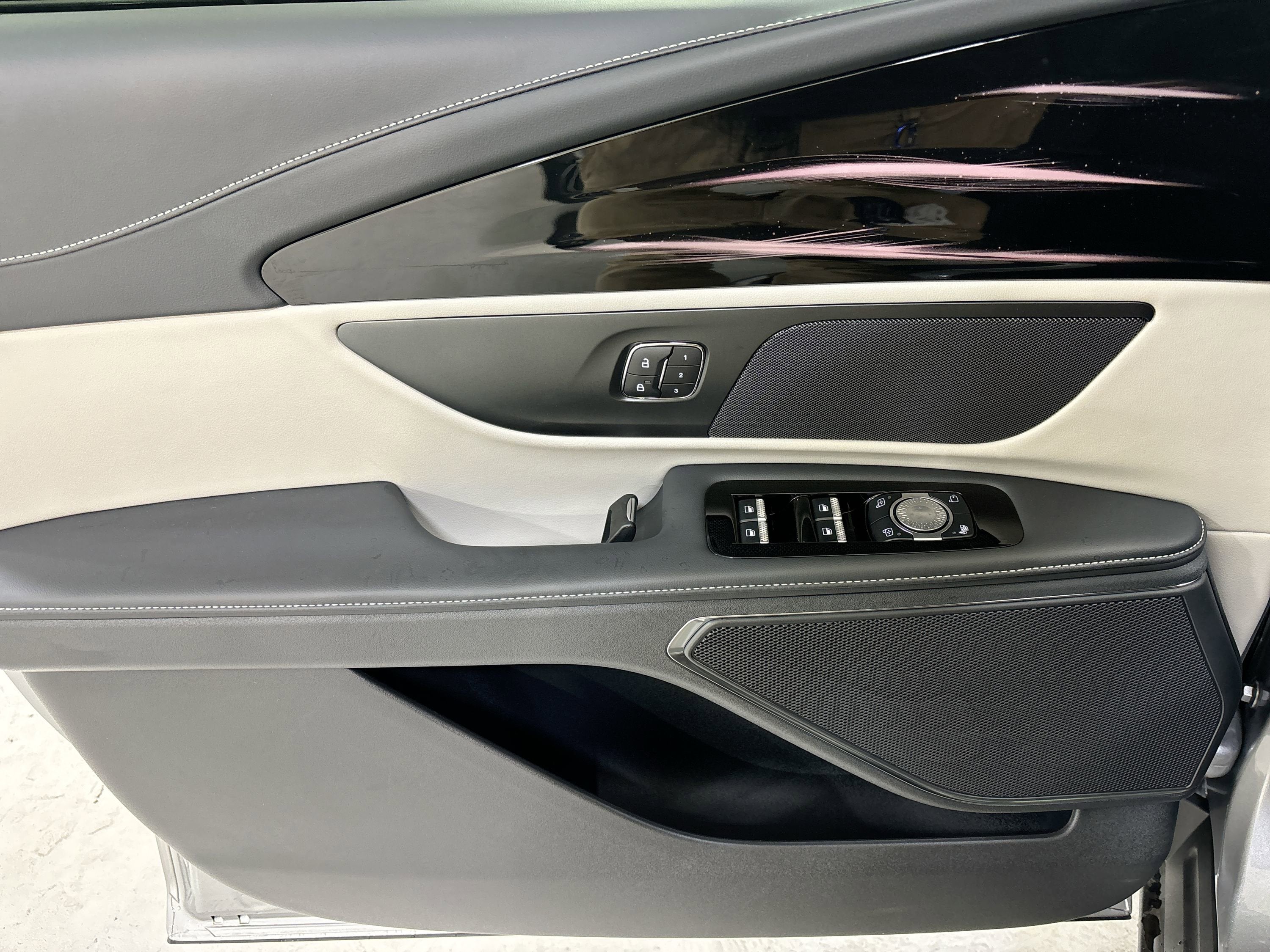 2026 Lincoln Nautilus Premiere Hybrid