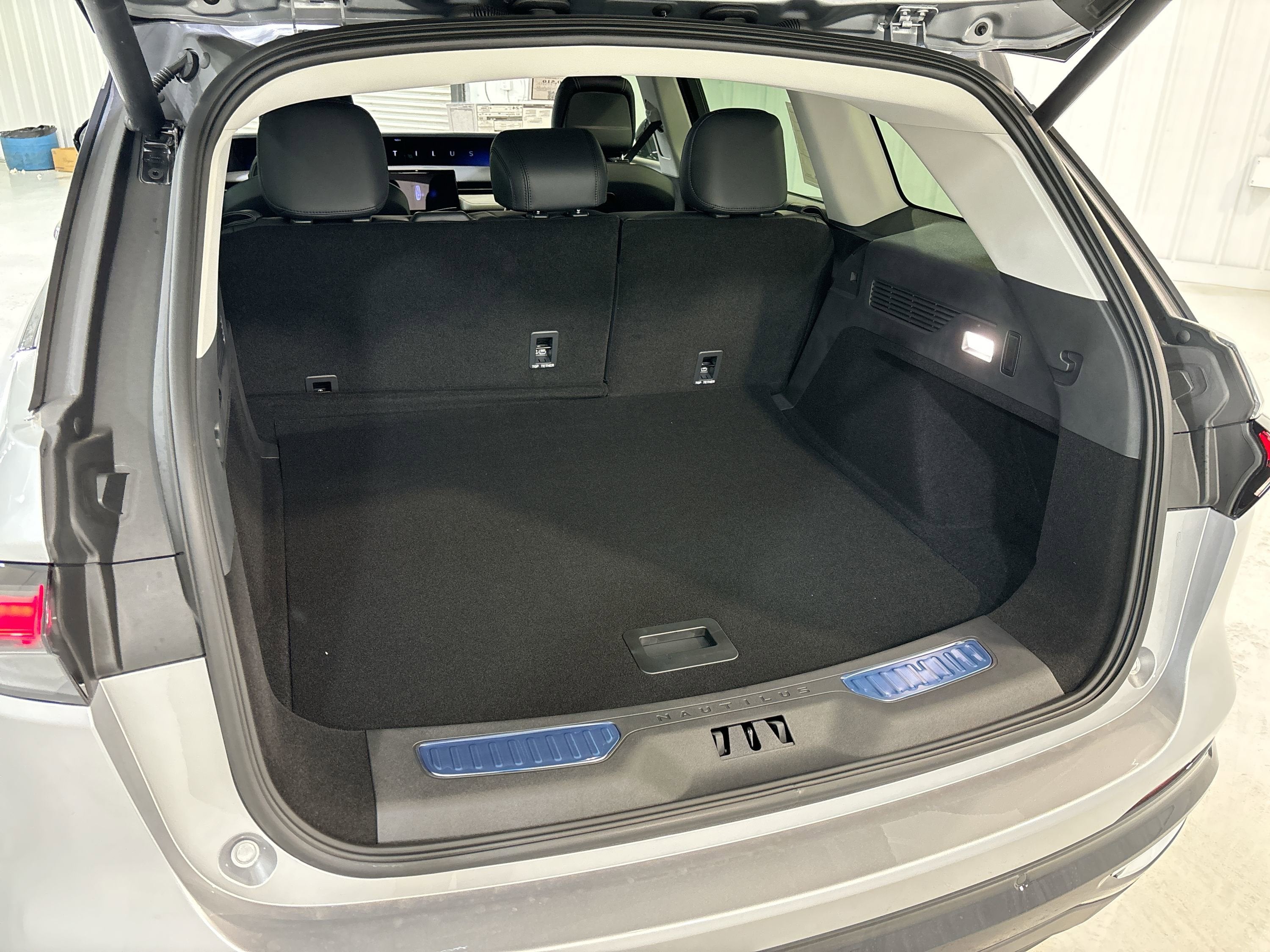 2026 Lincoln Nautilus Premiere Hybrid