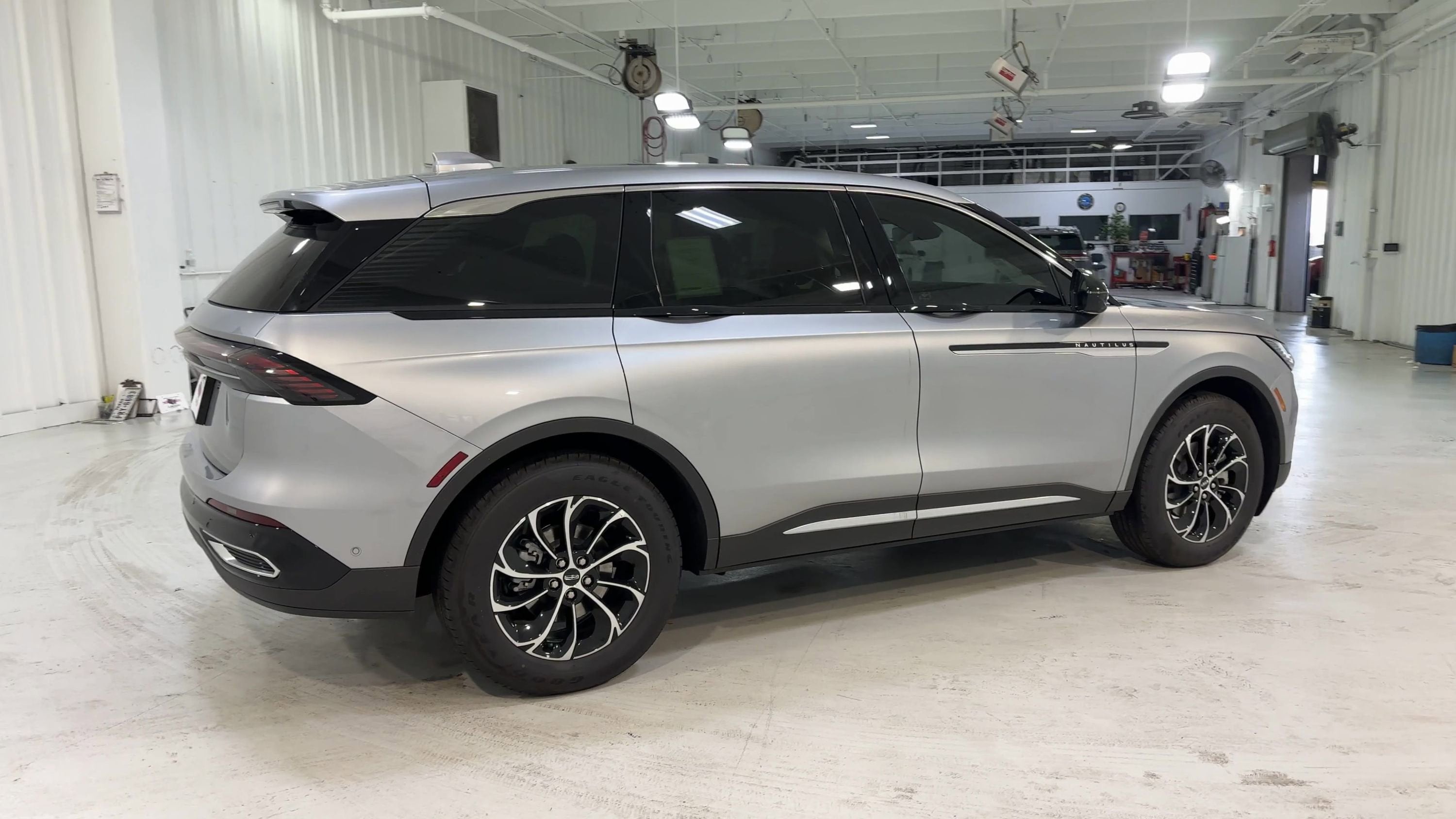 2026 Lincoln Nautilus Premiere Hybrid