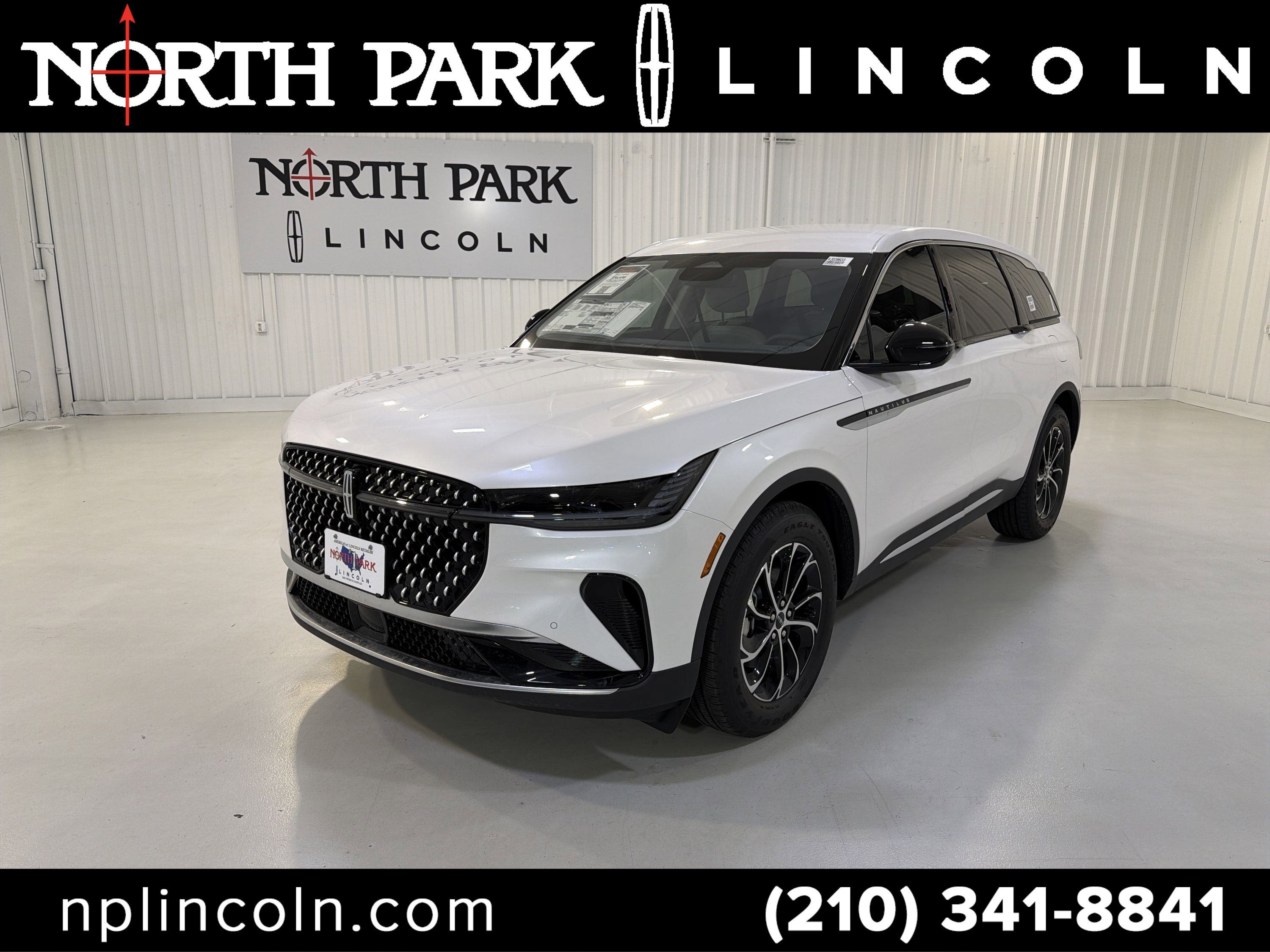 2026 Lincoln Nautilus Premiere AWD's photo