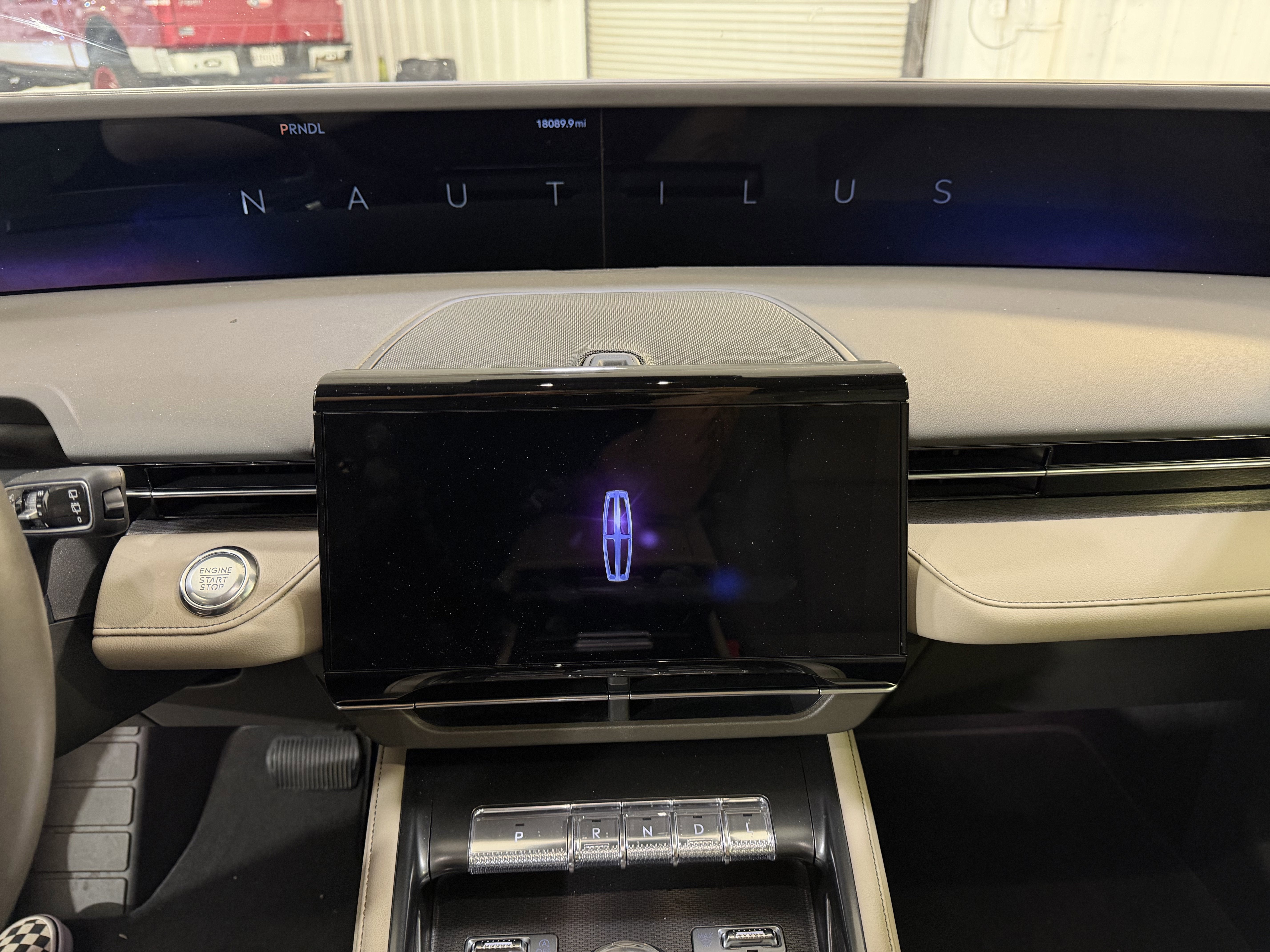 2025 Lincoln Nautilus Premiere