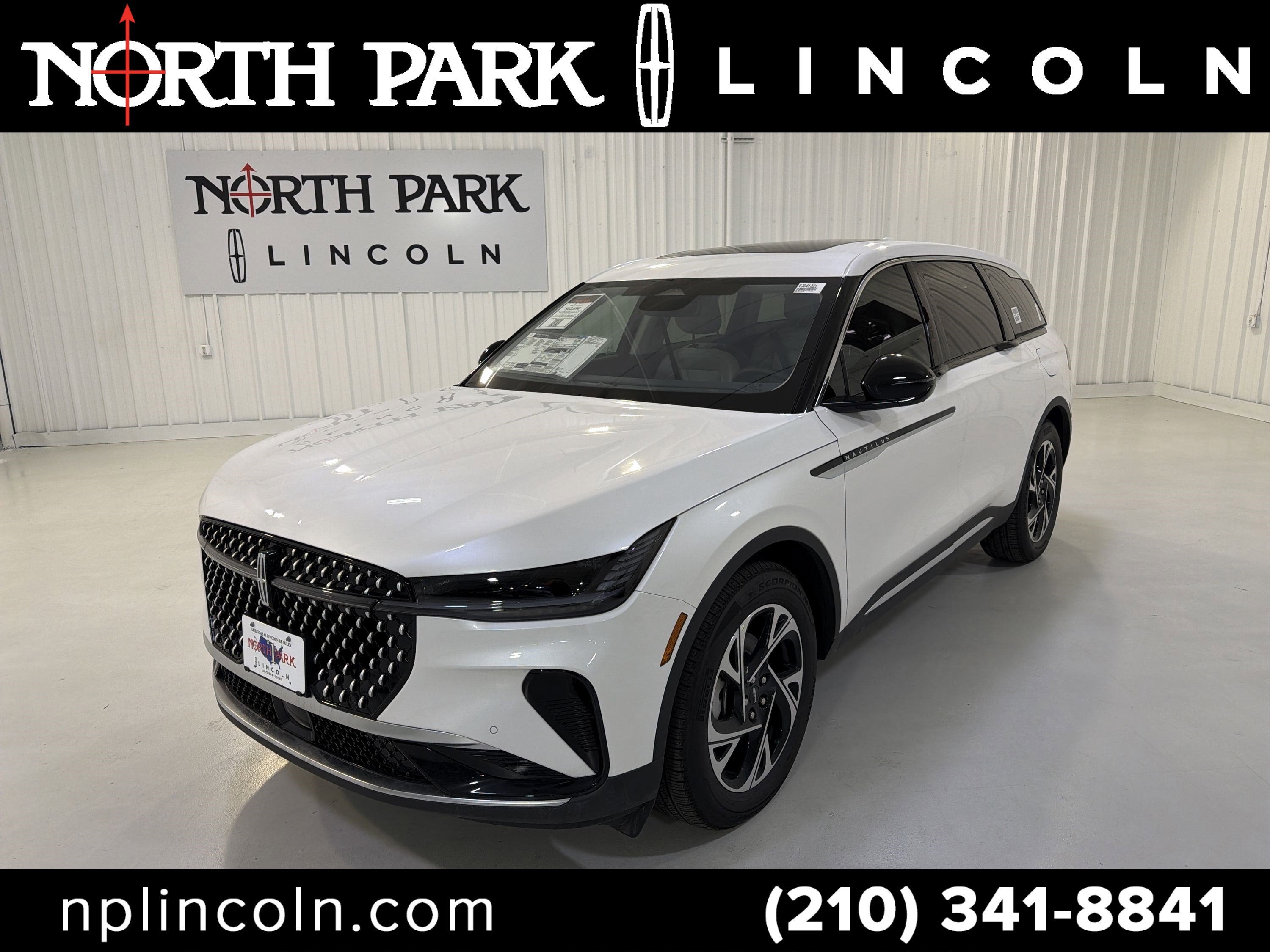 2026 Lincoln Nautilus Premiere AWD's photo