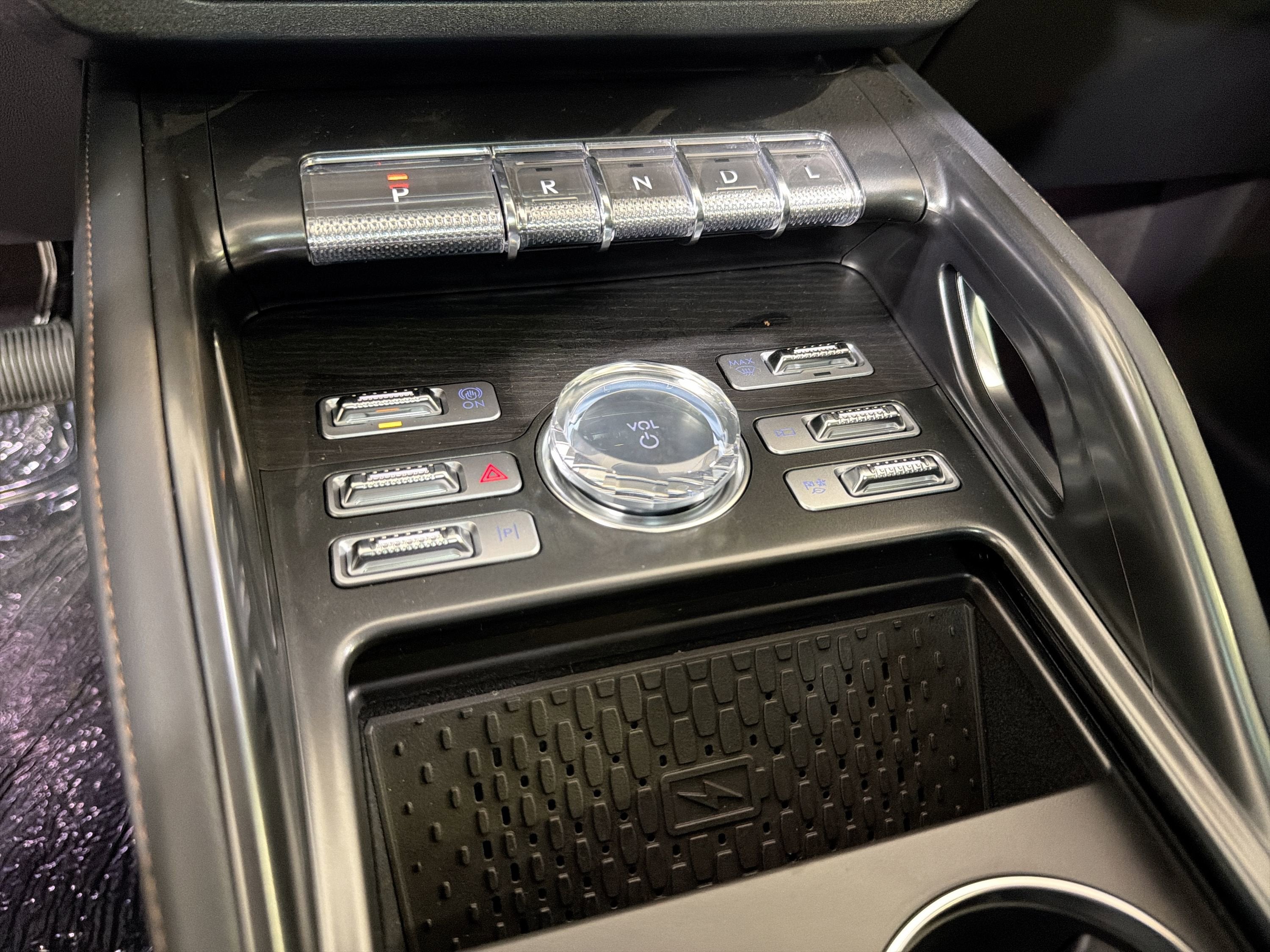 2026 Lincoln Nautilus Reserve Hybrid