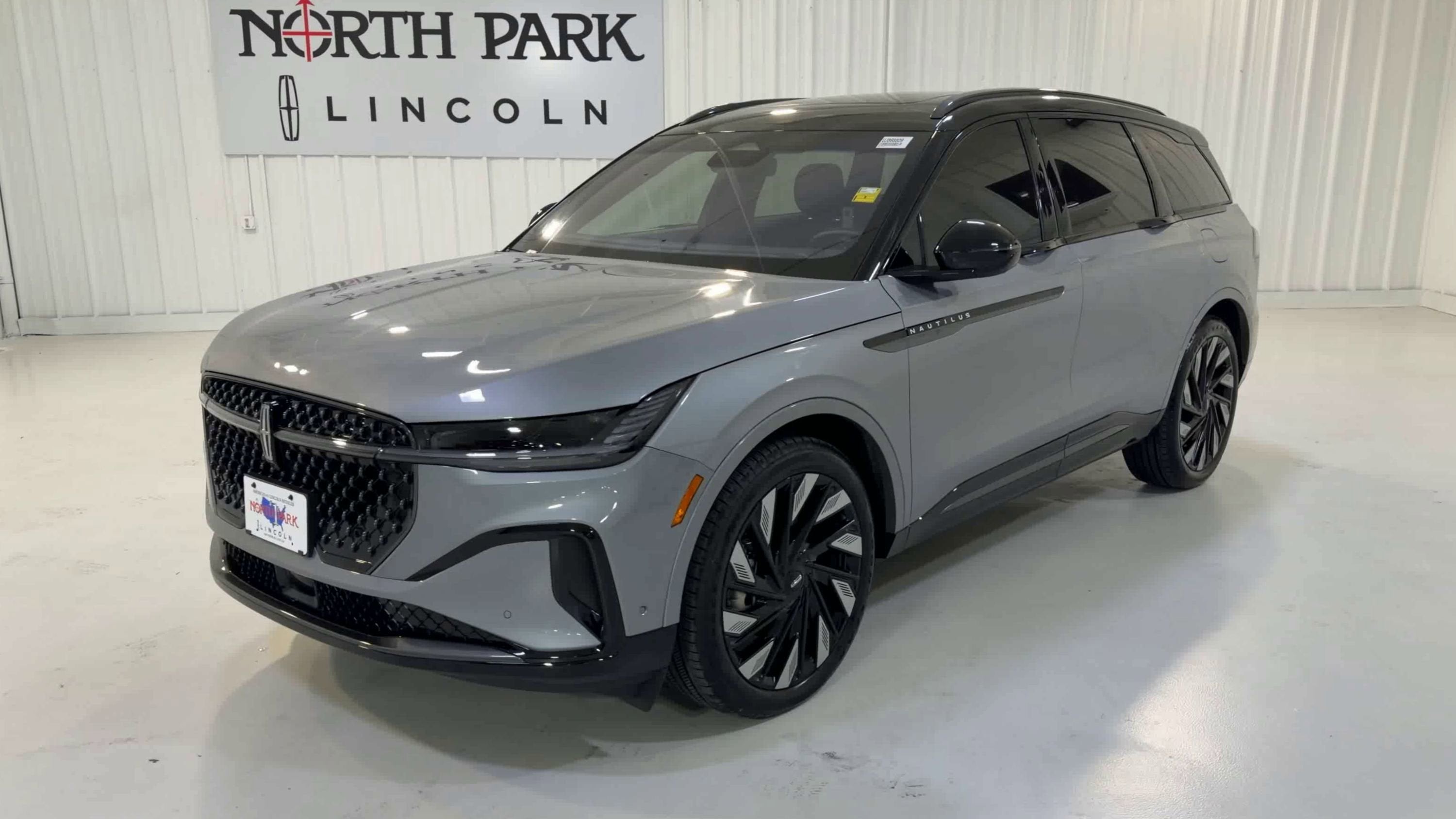 2024 Lincoln Nautilus Reserve