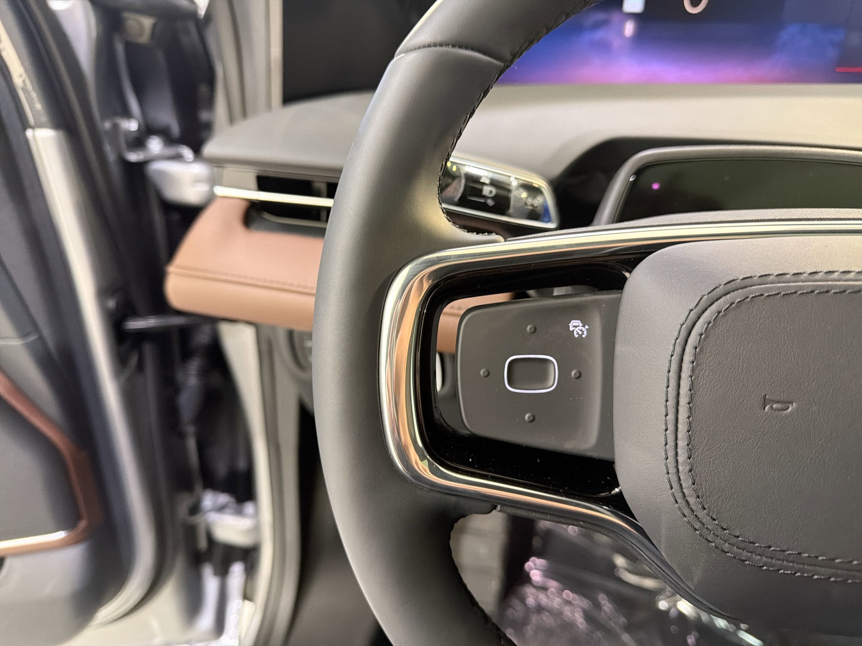 2026 Lincoln Nautilus Reserve Hybrid