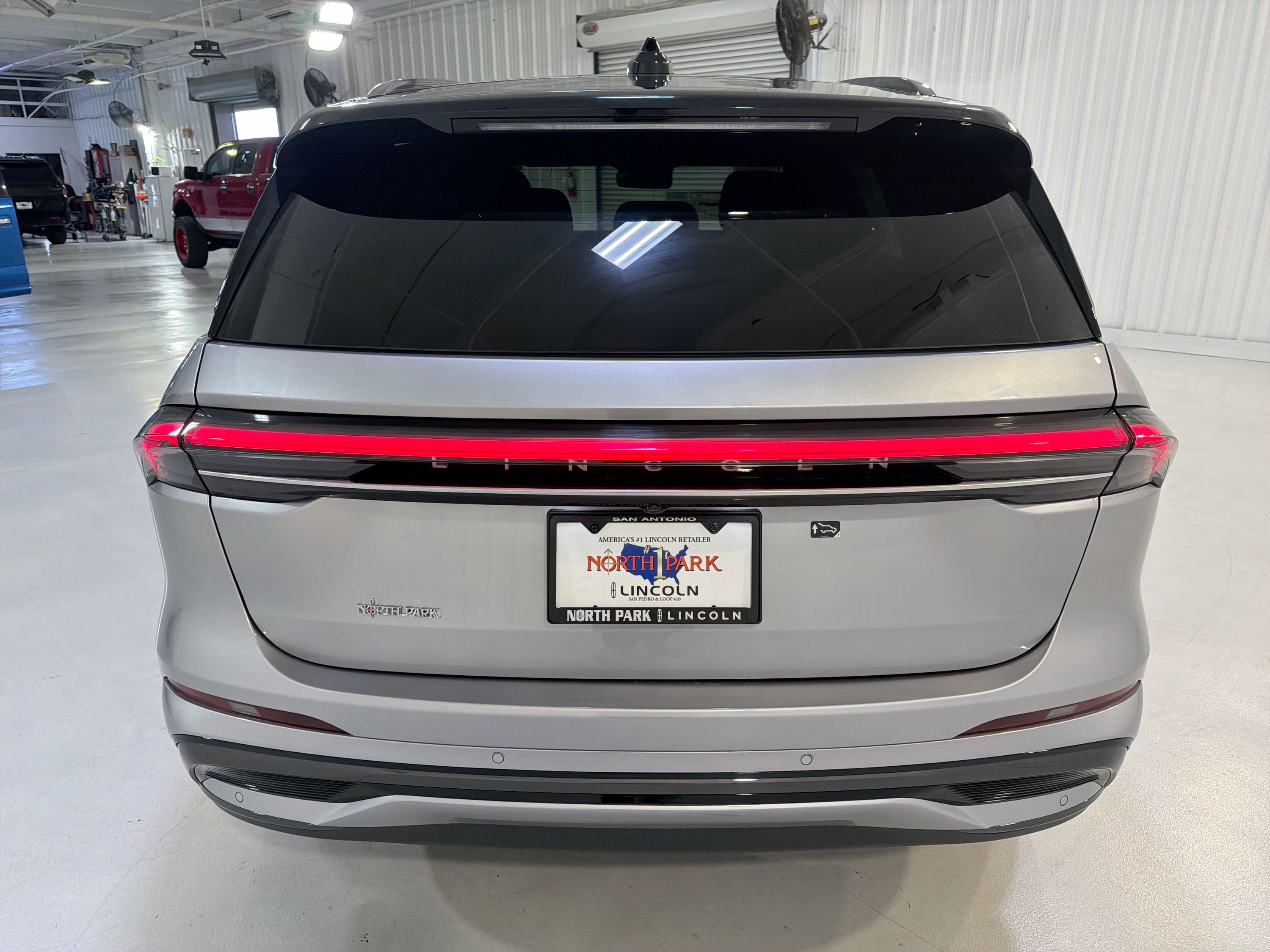2026 Lincoln Nautilus Reserve Hybrid