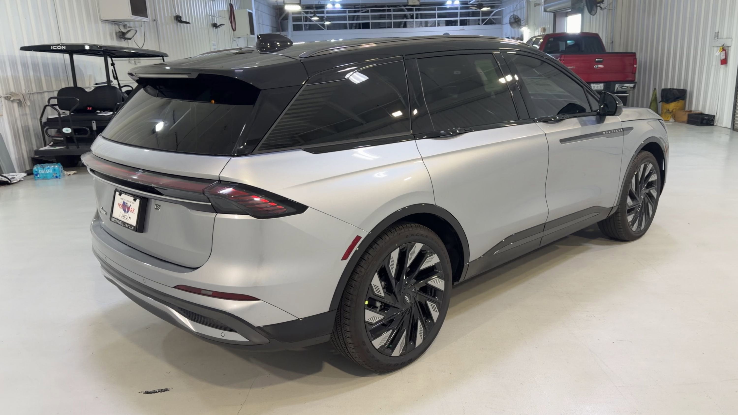 2026 Lincoln Nautilus Reserve Hybrid