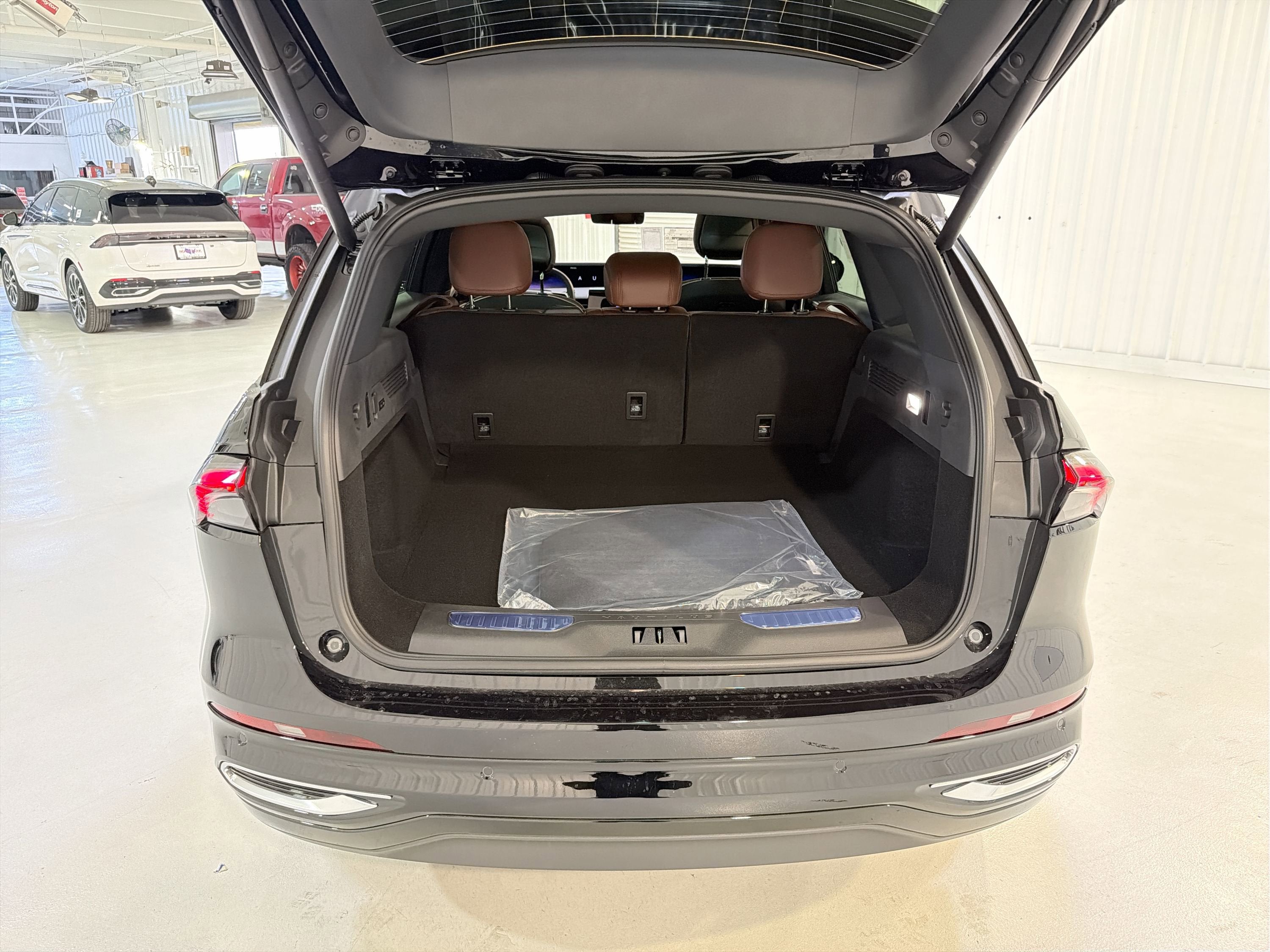 2026 Lincoln Nautilus Reserve Hybrid