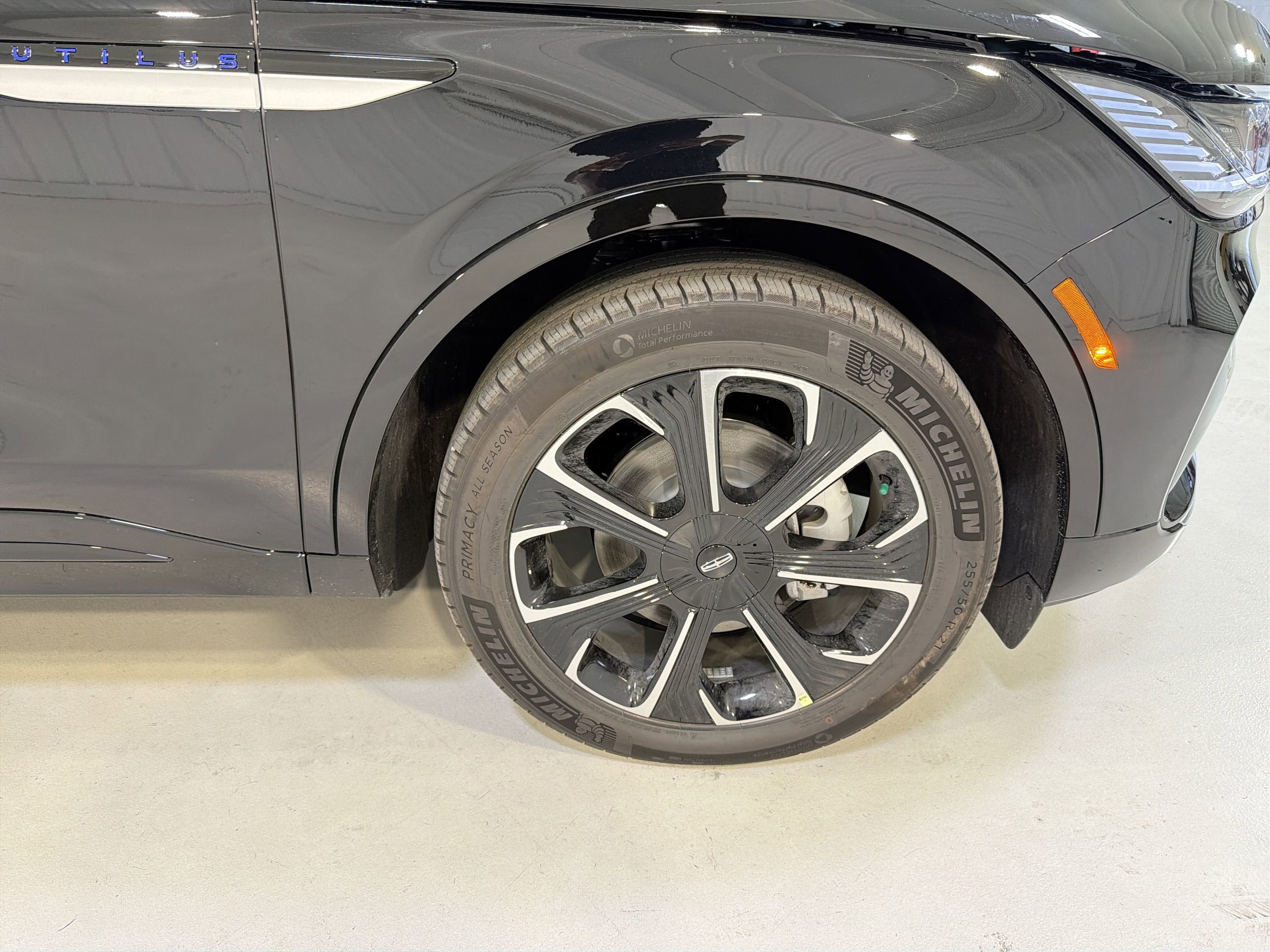 2026 Lincoln Nautilus Reserve Hybrid