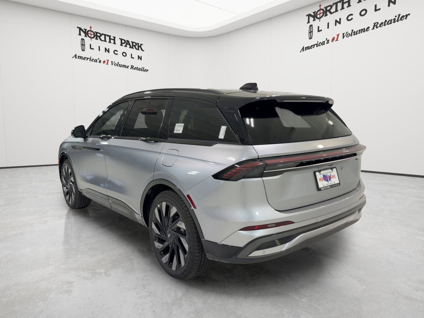 2026 Lincoln Nautilus Reserve Hybrid