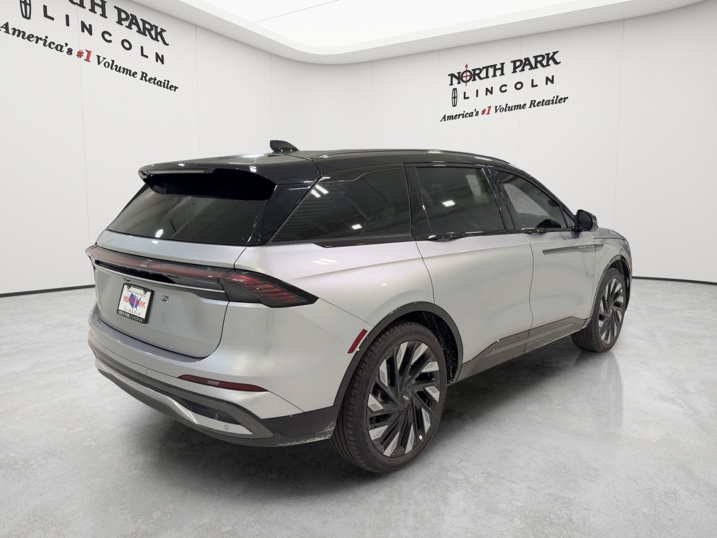 2026 Lincoln Nautilus Reserve Hybrid